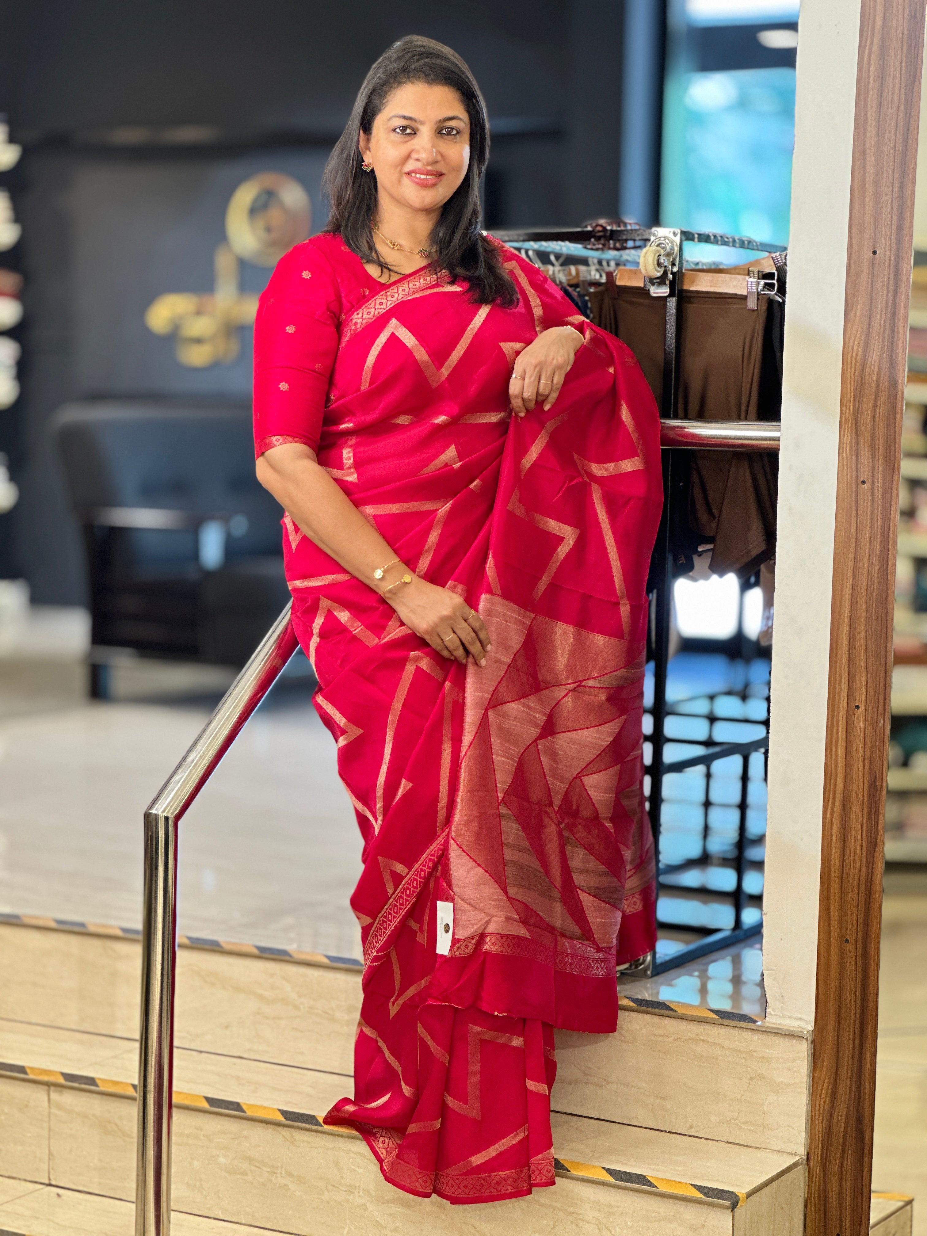 Neem Zari Woven Viscose Kora Georgette Saree | YNG646