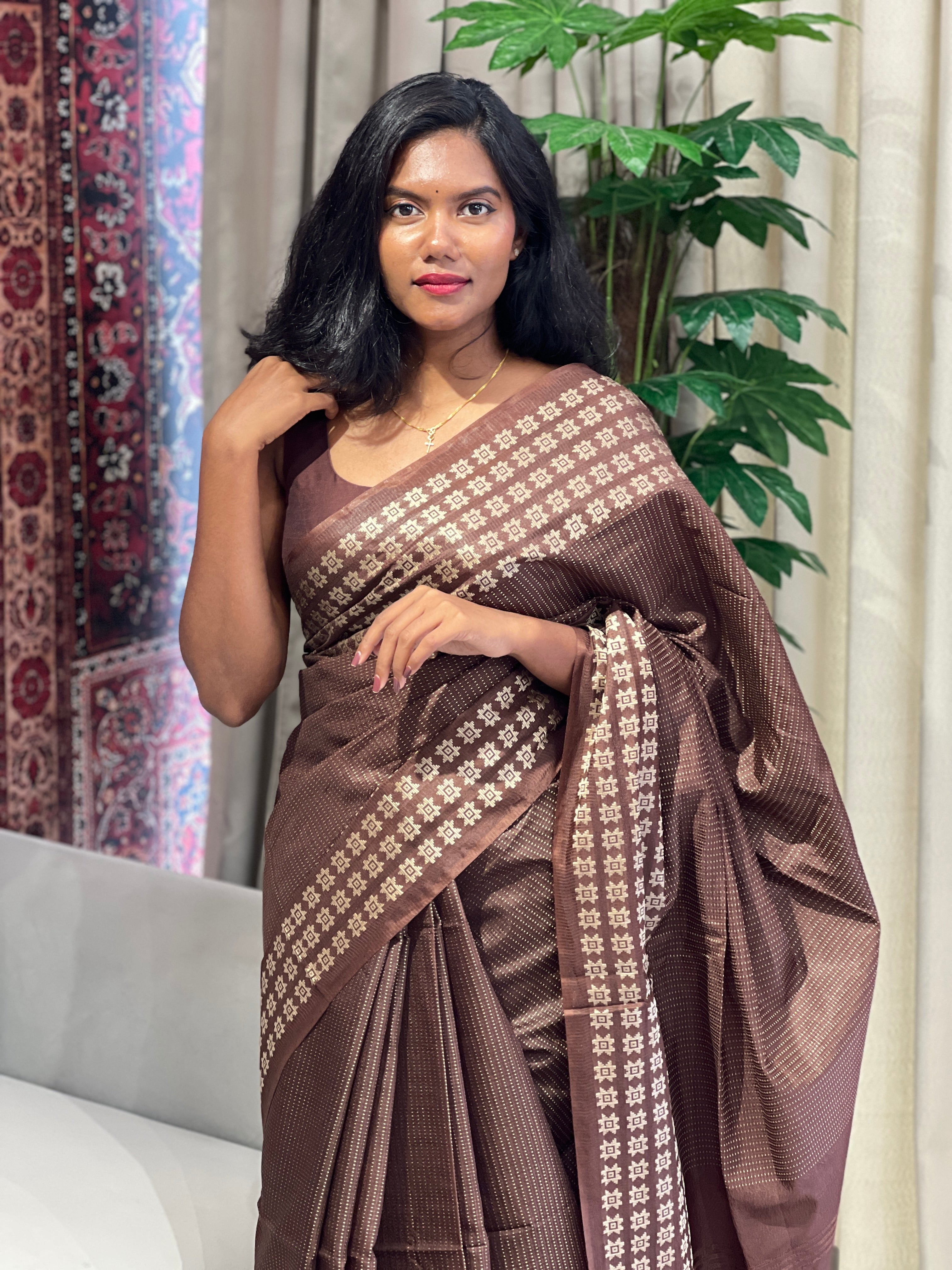 Thread Woven Floral Patterned Semi Tussar Saree | ACT1770