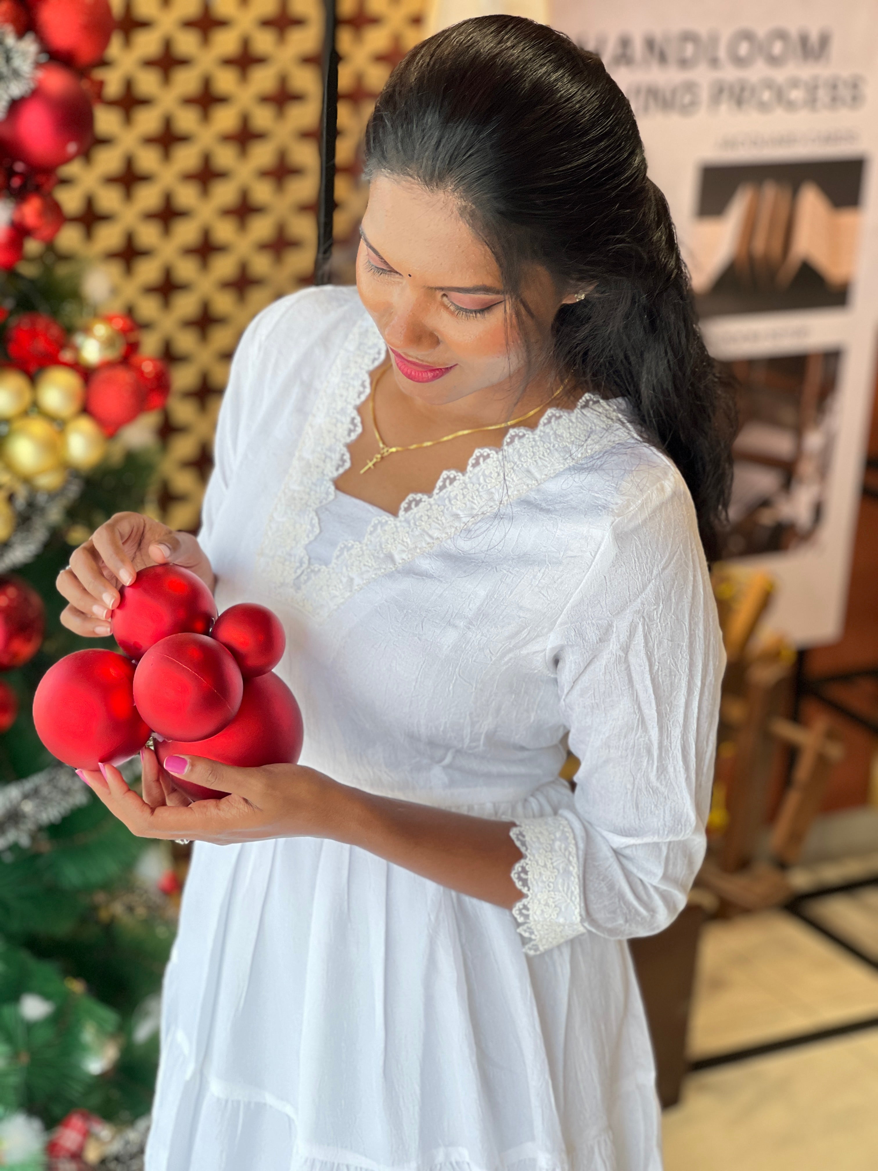 Lace Detailed A-Line Crush Silk Kurta | VSI130