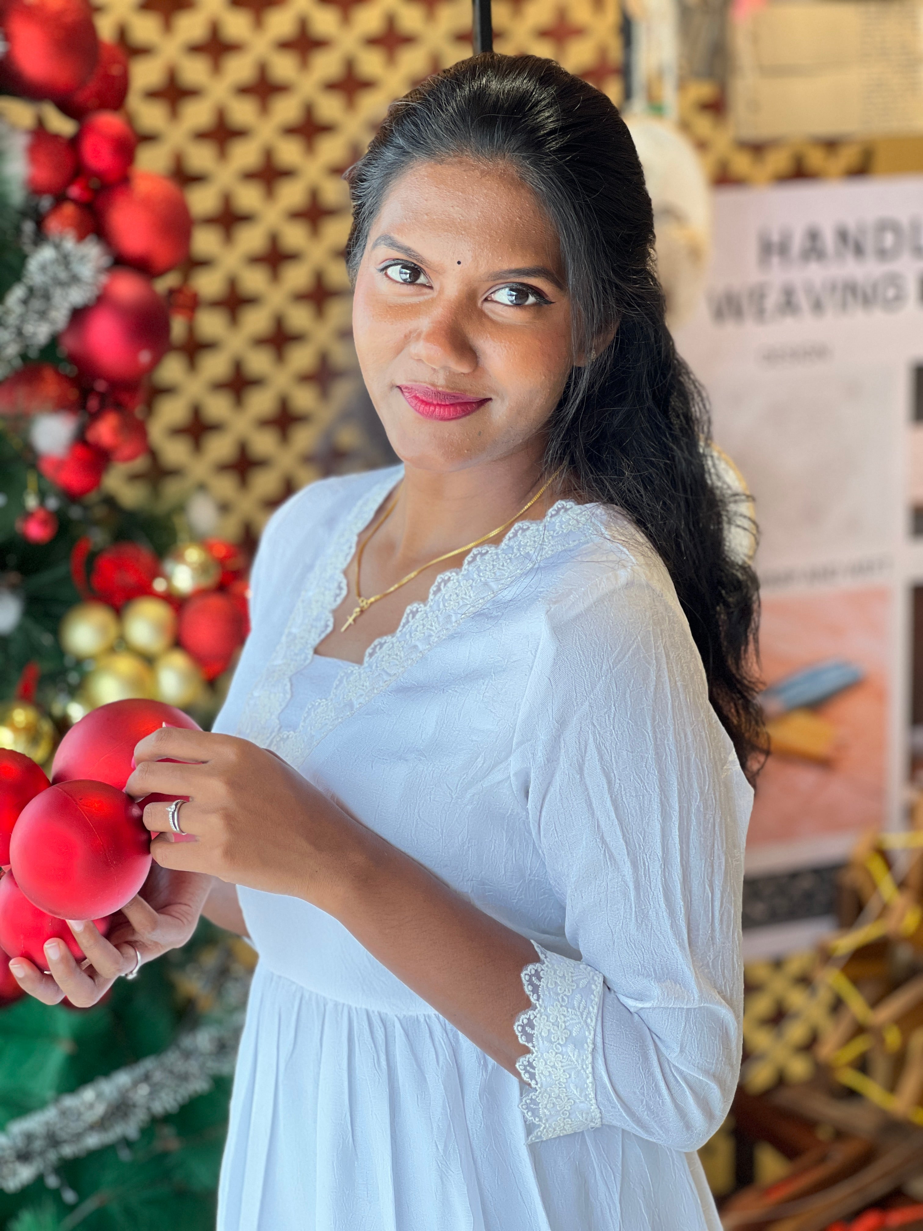 Lace Detailed A-Line Crush Silk Kurta | VSI130