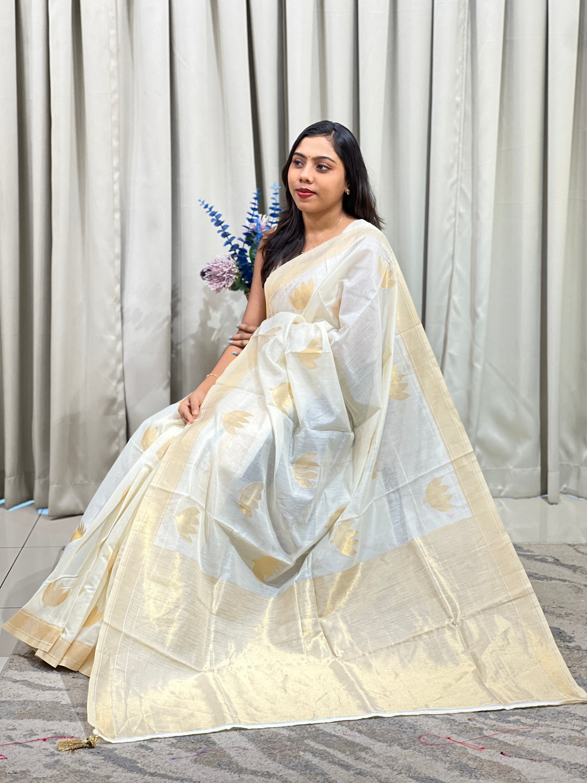 Golden Zari Woven Pattern Chanderi Finish Saree | HT538