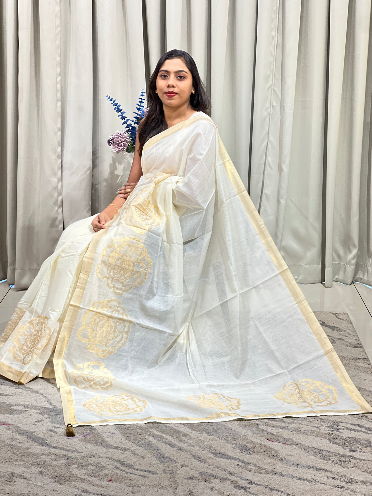 Golden Zari Woven Pattern Chanderi Finish Saree | HT540