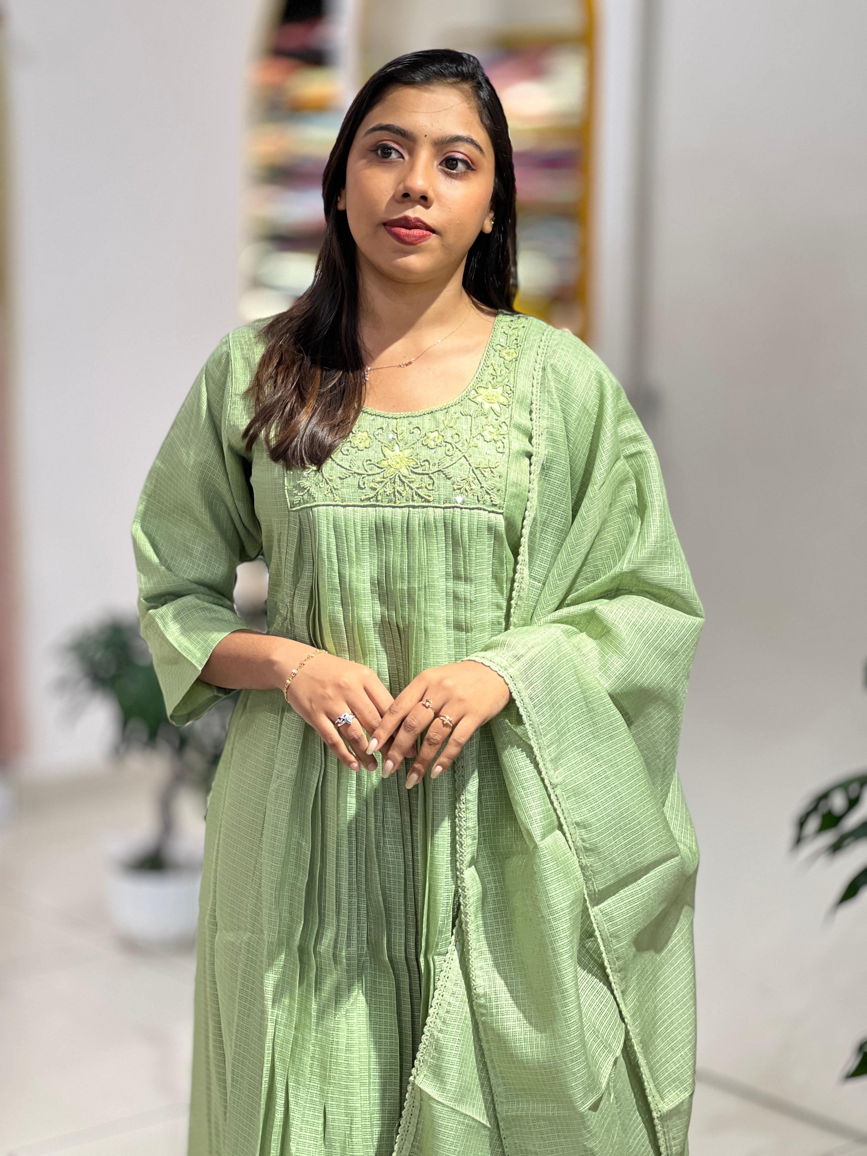 Handwork Detailed Silky Kota Kurta Set | SLM169