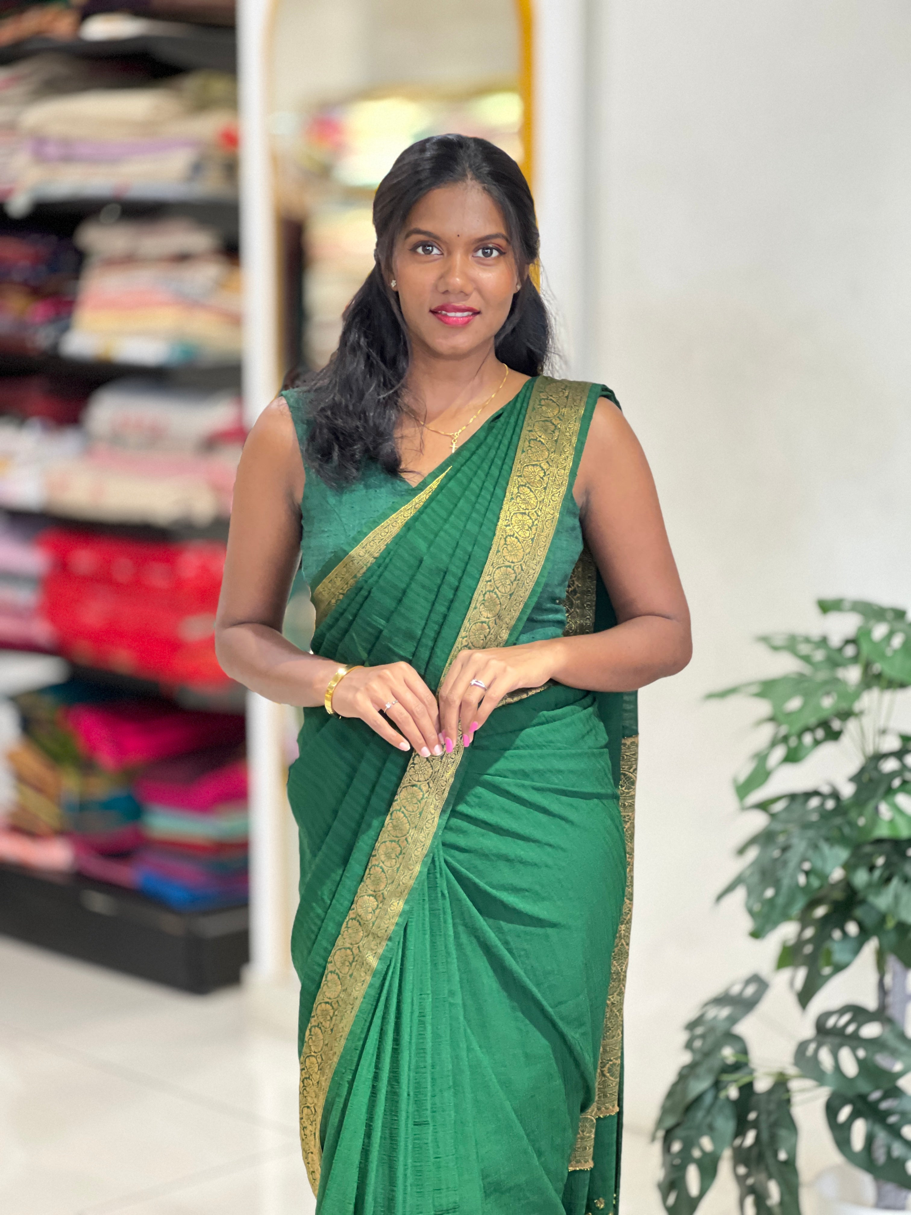 Thread & Zari Woven Tussar Banarasi Saree | YNG1121