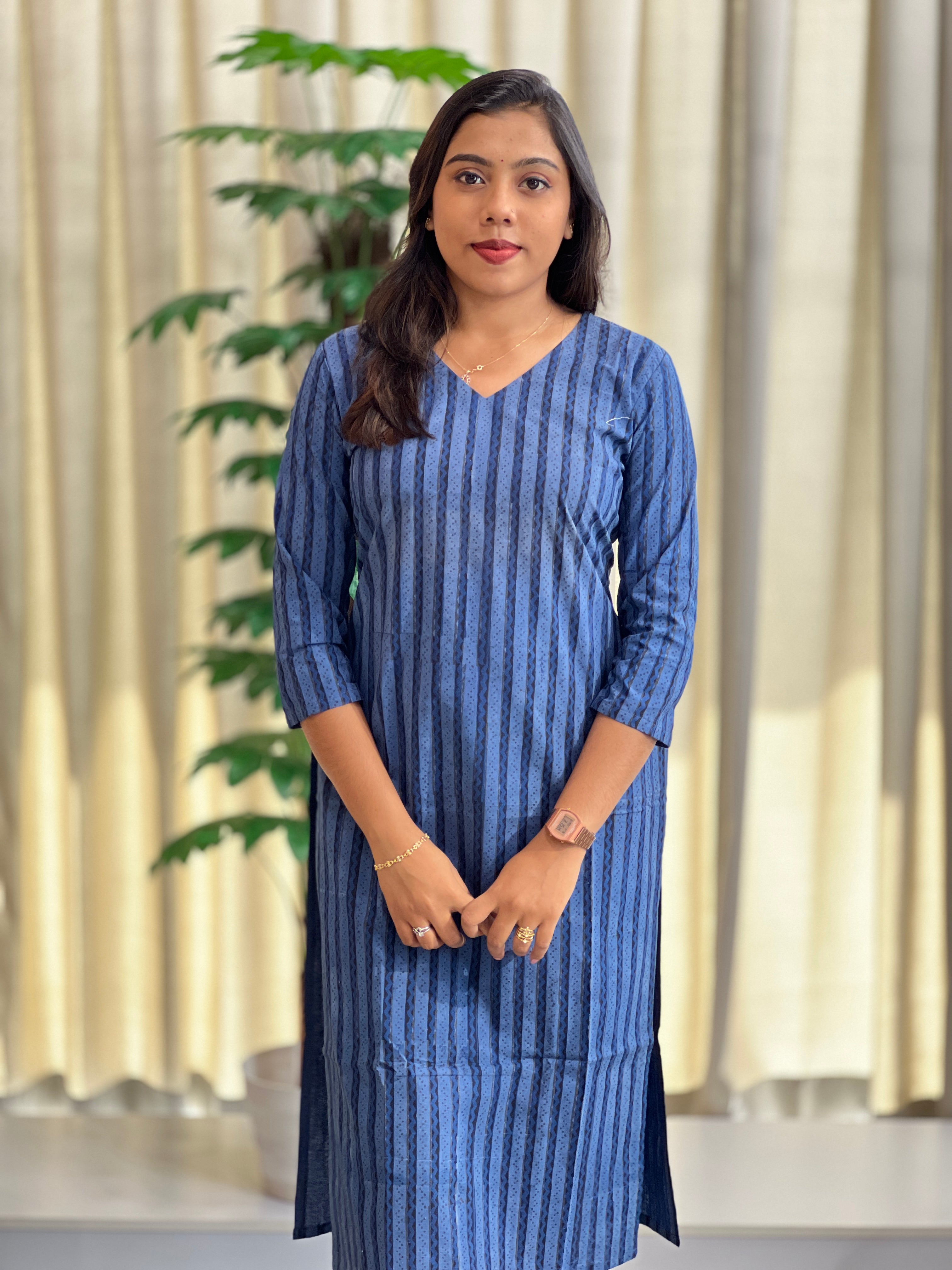 Stripe Pattern Cotton Kurta | DNT736