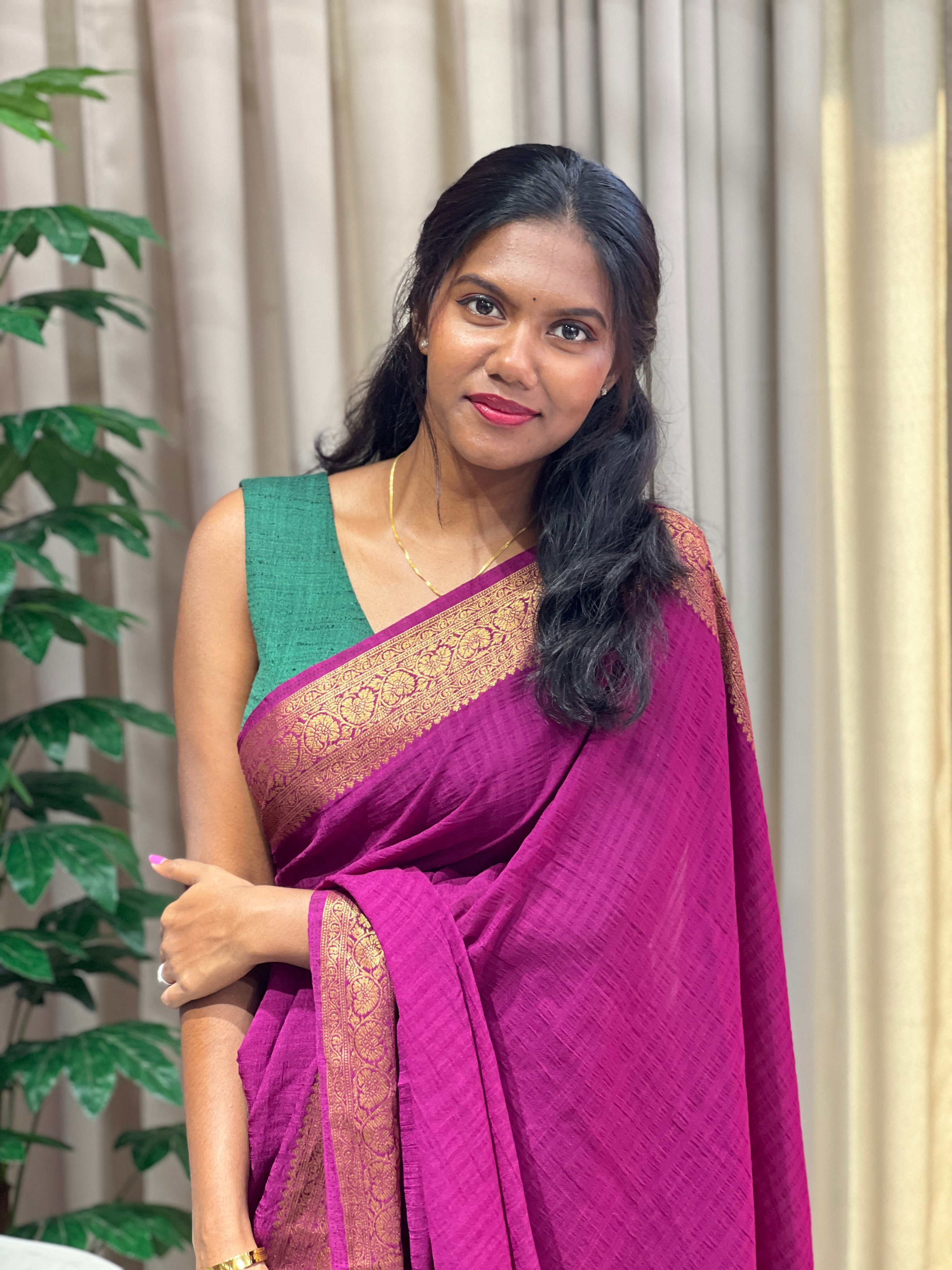 Thread & Zari Woven Tussar Banarasi Saree | YNG1114
