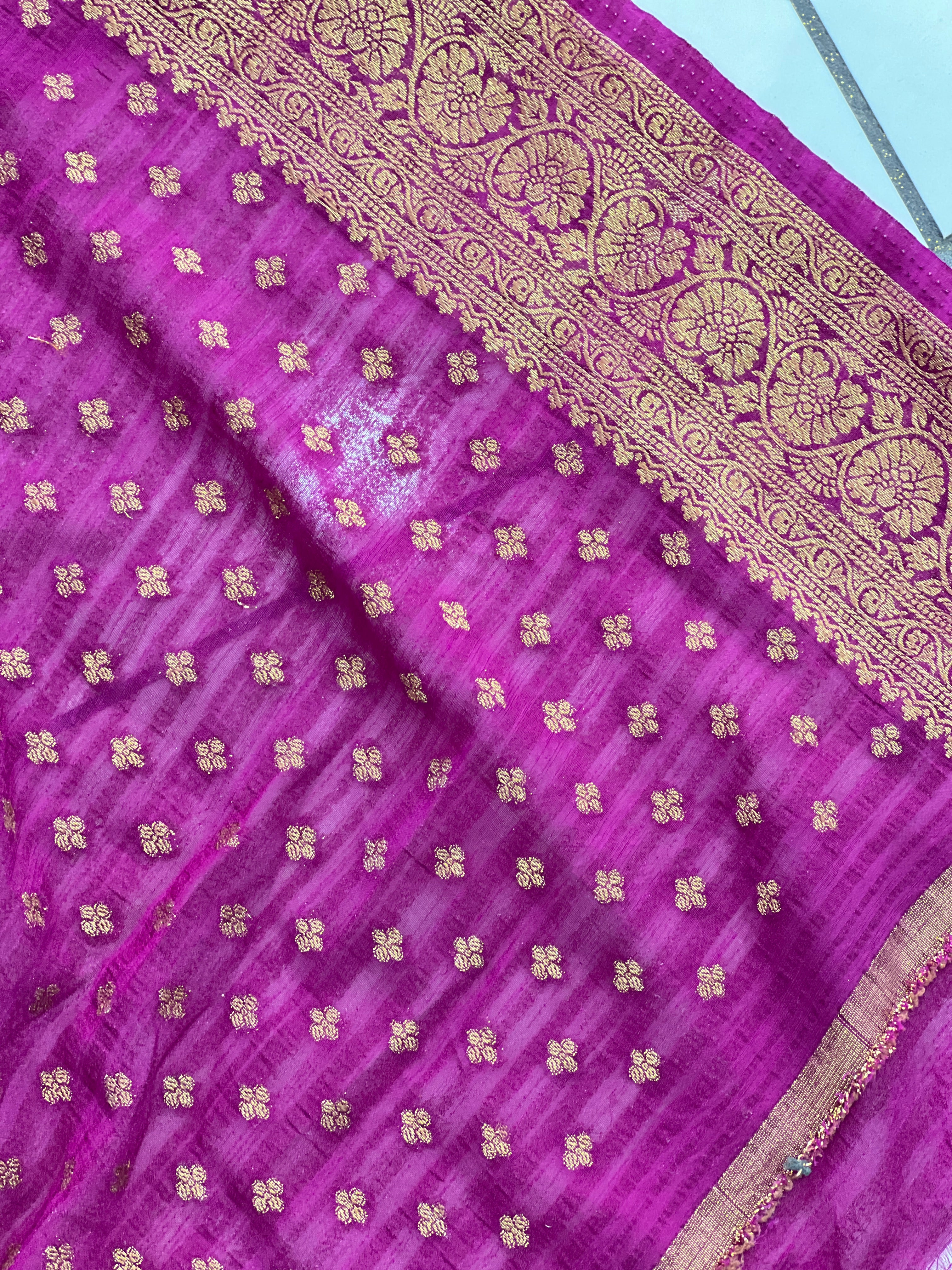 Thread & Zari Woven Tussar Banarasi Saree | YNG1114