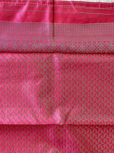Silver Zari & Thread Weaving Floral Patterned Semi Silk Saree | HT145