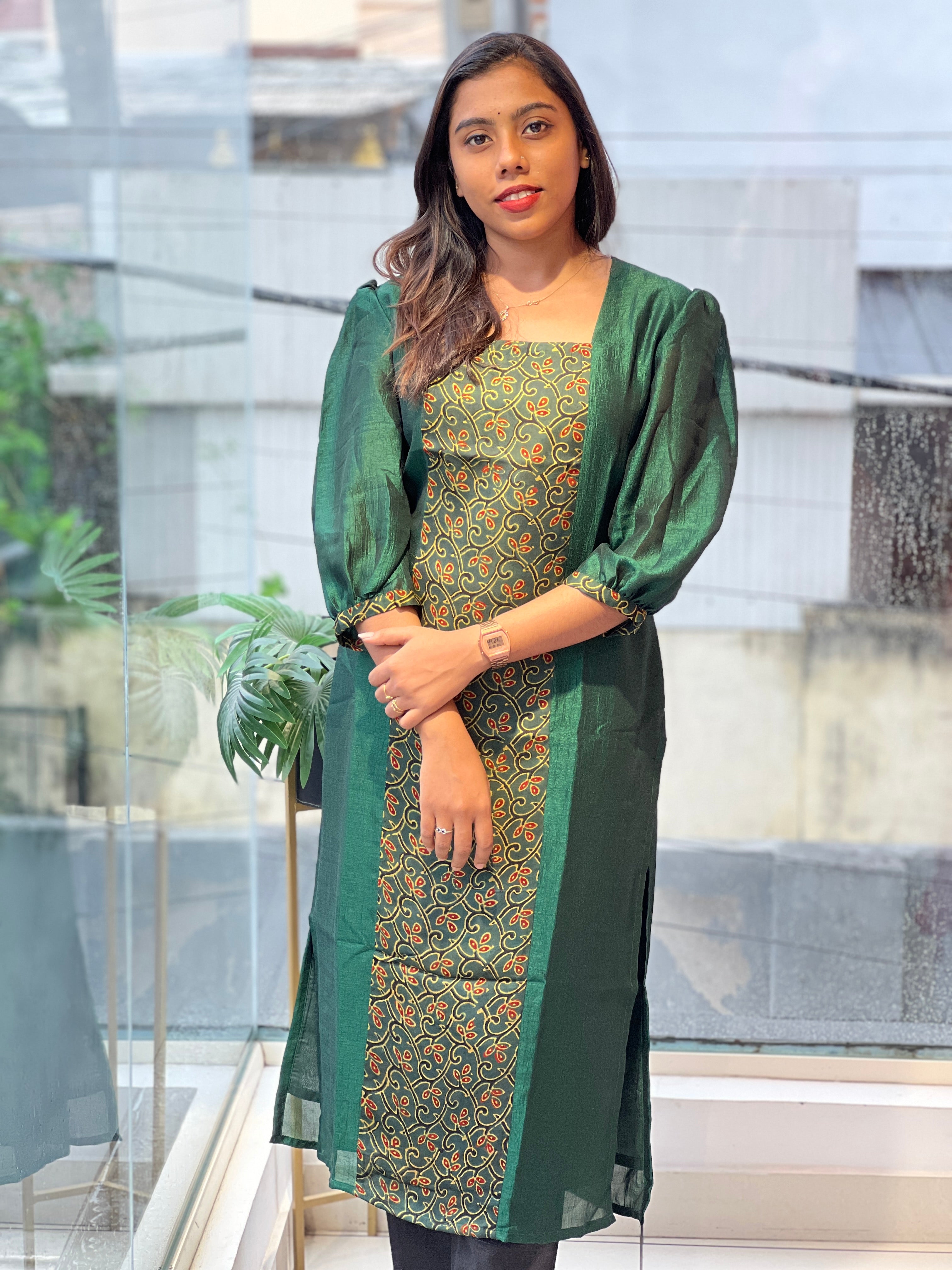 Printed Patch Detailed Cotton Kurta  | DNT888