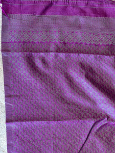 Silver Zari & Thread Weaving Floral Patterned Semi Silk Saree | HT142