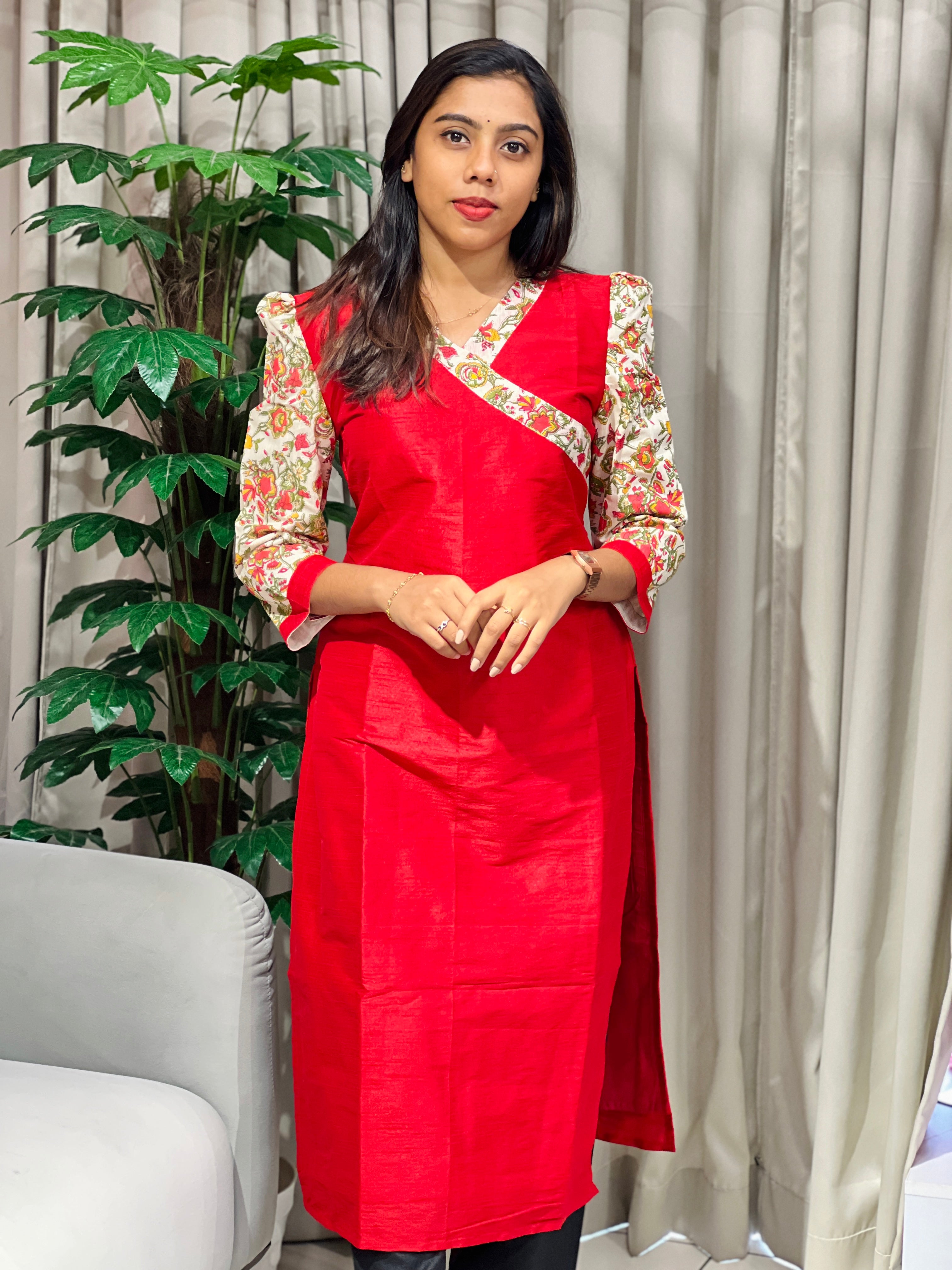 Patch Detailed Raw Cotton Kurta | DNT894