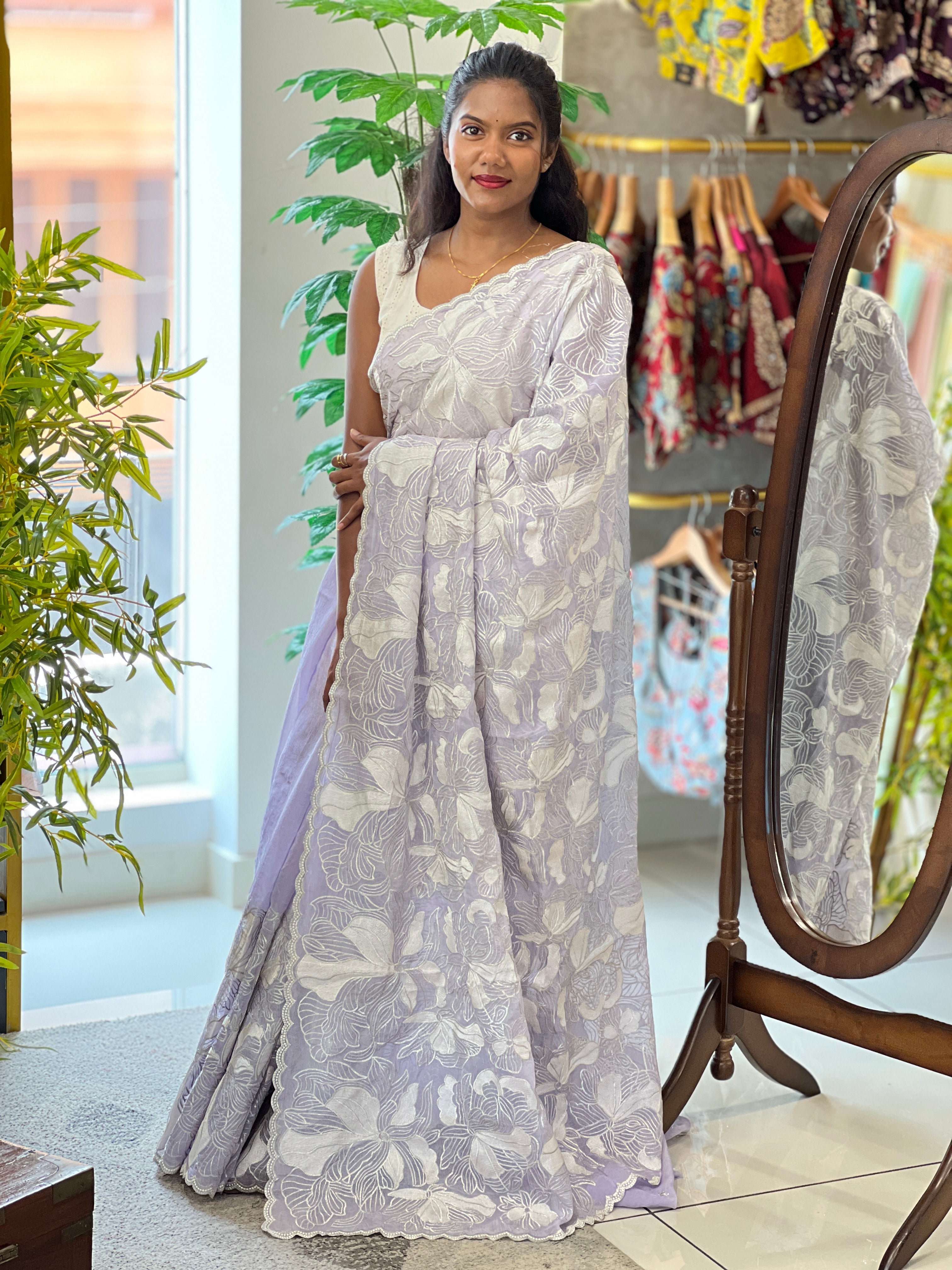 Floral Embroidered Crushed Organza Saree | HT456