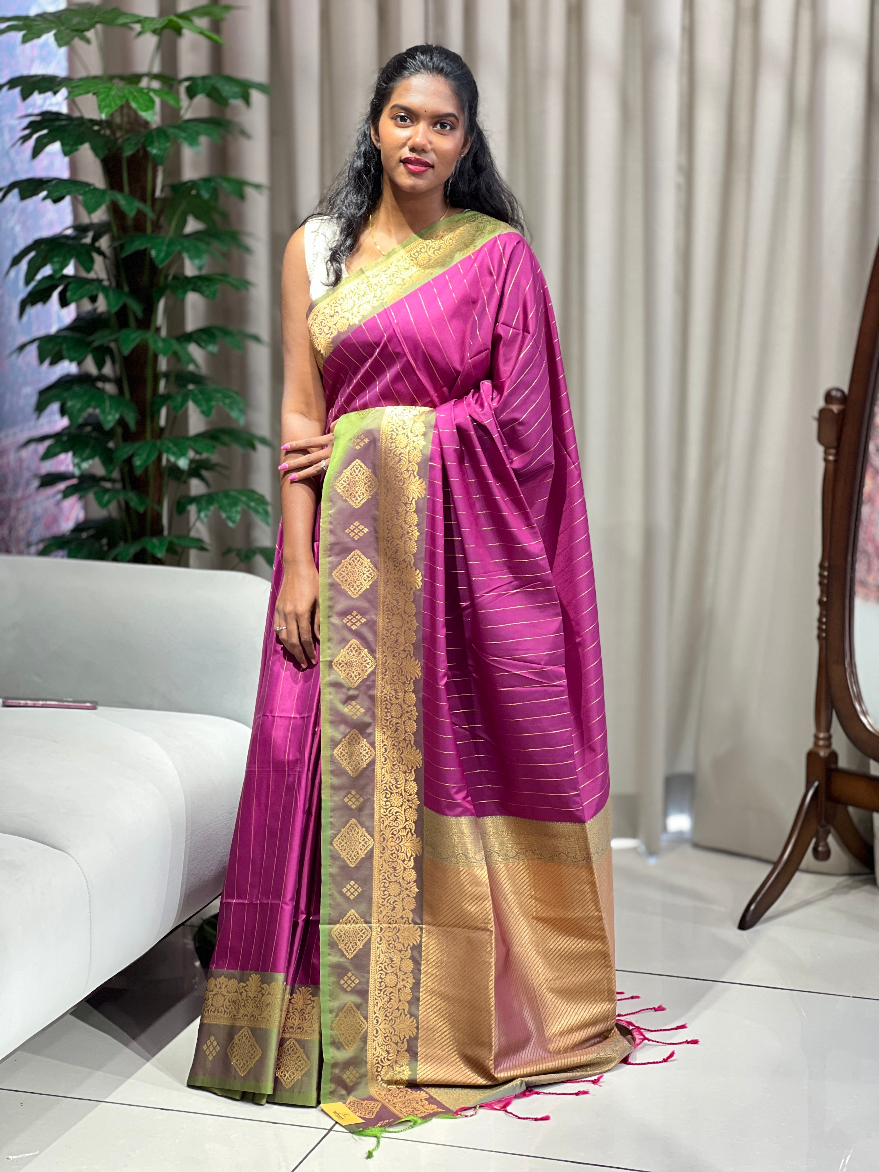 Traditional Zari Woven Semi Silk Saree | HT335