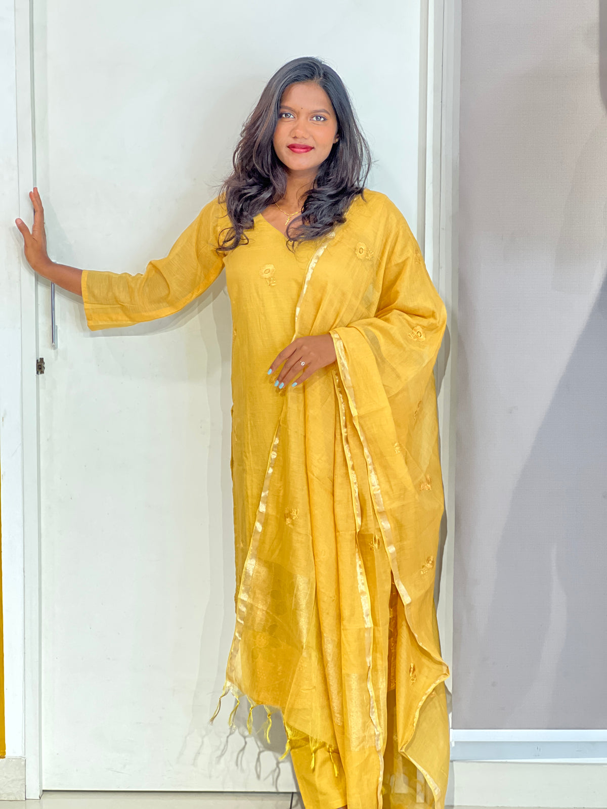Floral Embroidery Chanderi Kurta Set | SLM240