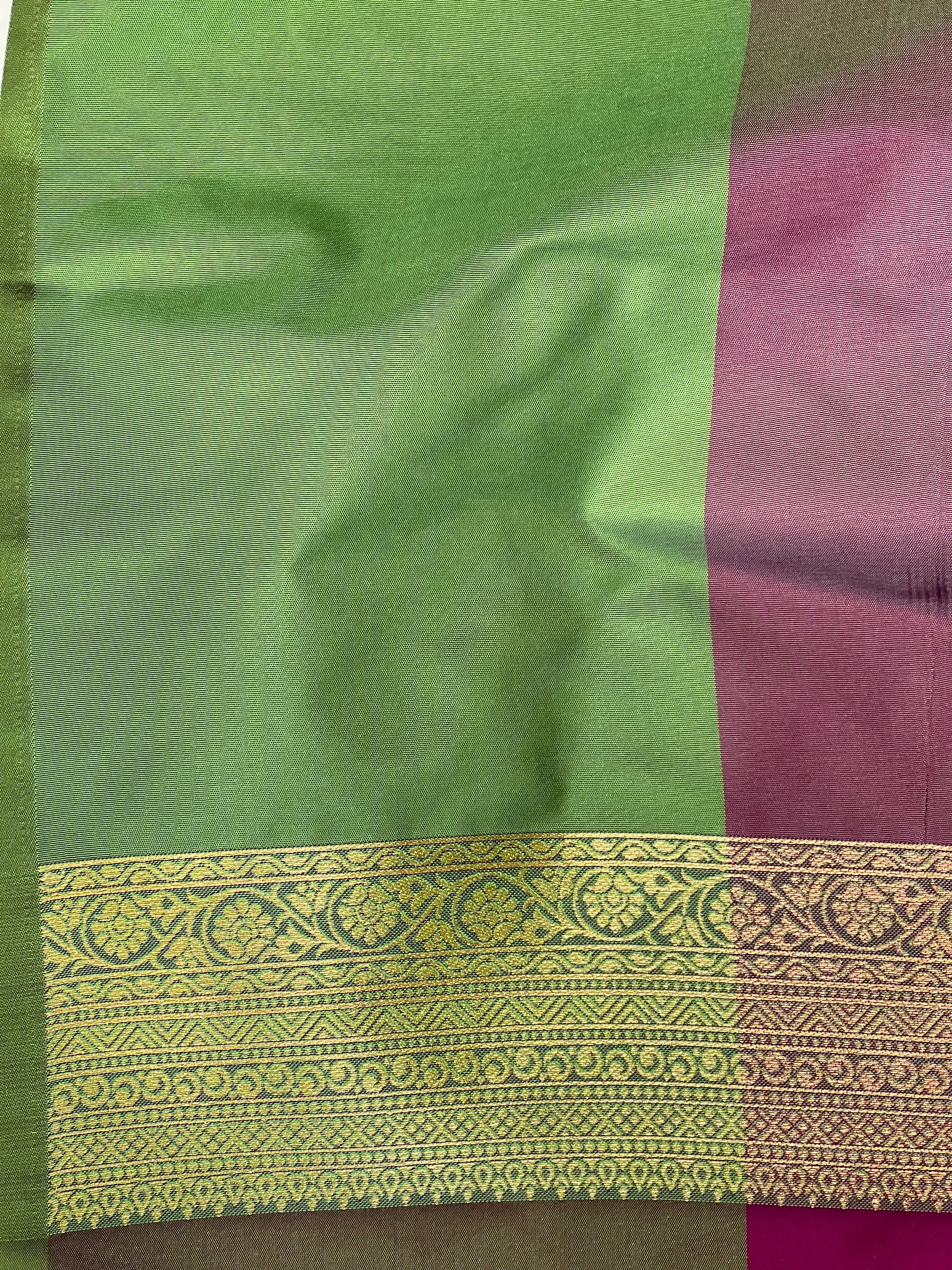 Traditional Zari Woven Semi Silk Saree | HT335