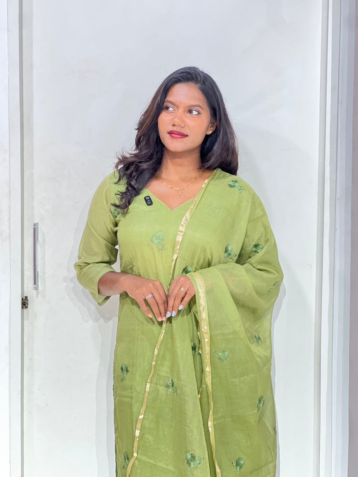 Floral Embroidery Chanderi Kurta Set | SLM238