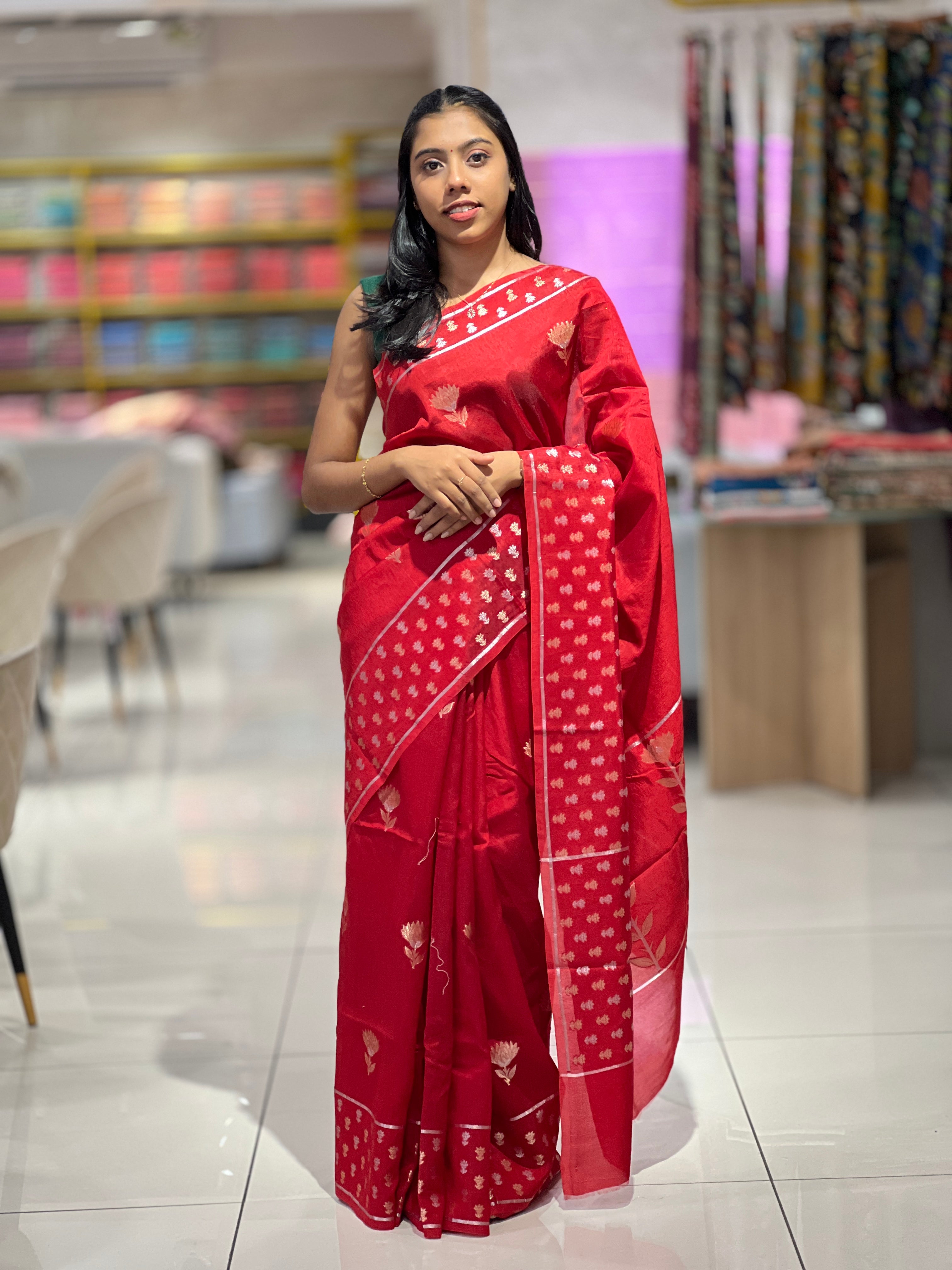 Floral Woven Semi Silk Saree | NN294