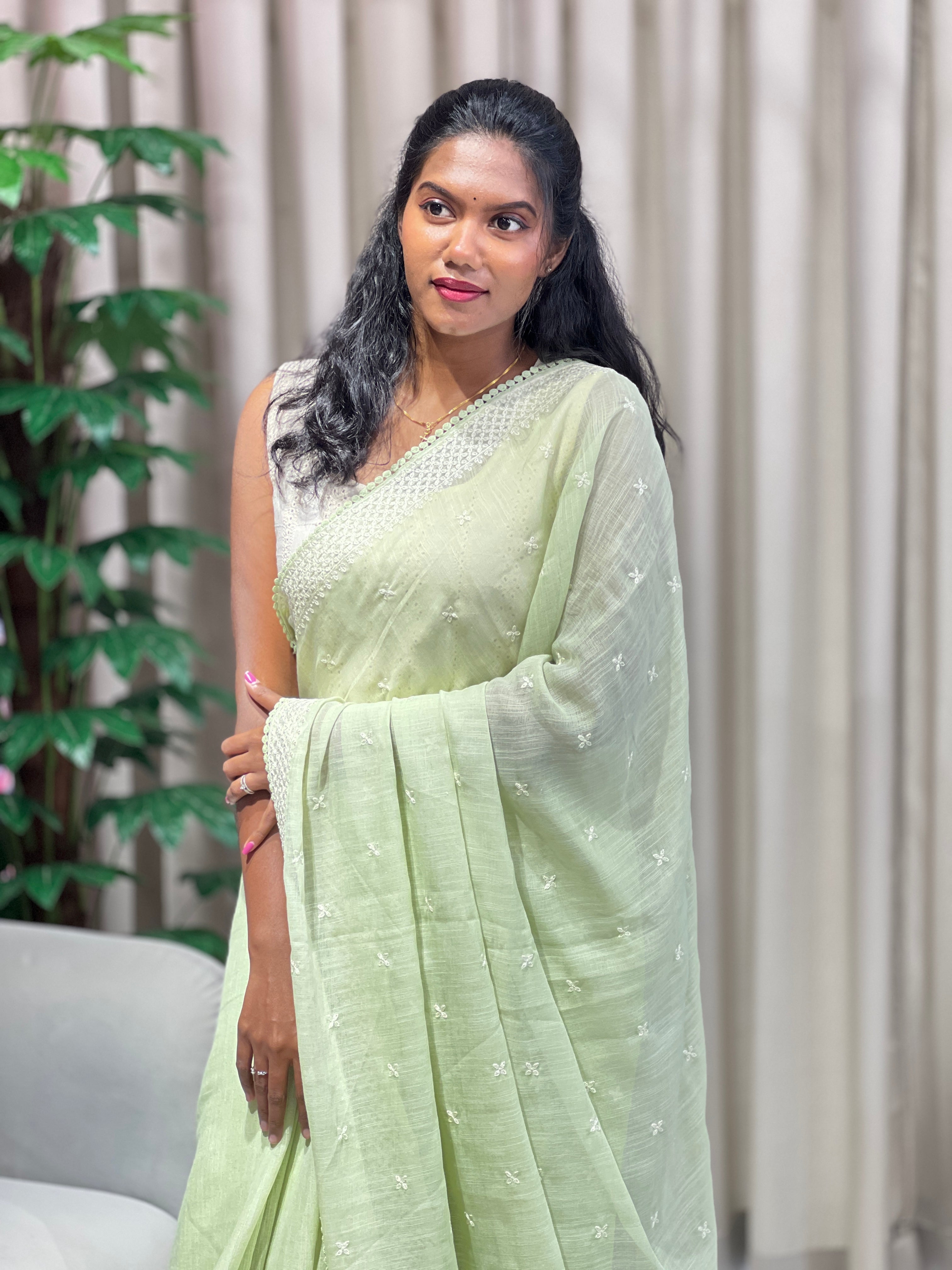 Machine Embroidery Detailed Semi Linen Saree | BLD2078