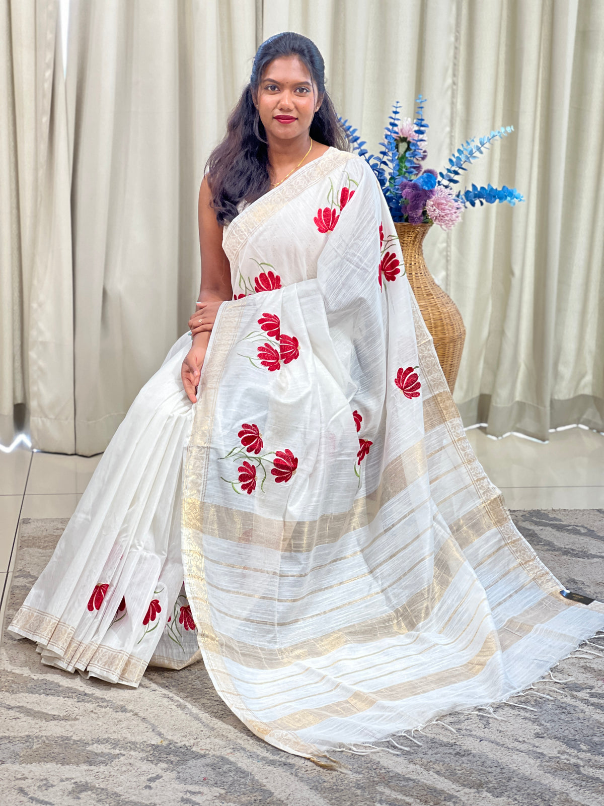 Floral Embroidered Bhagalpuri Linen Saree | NHH641