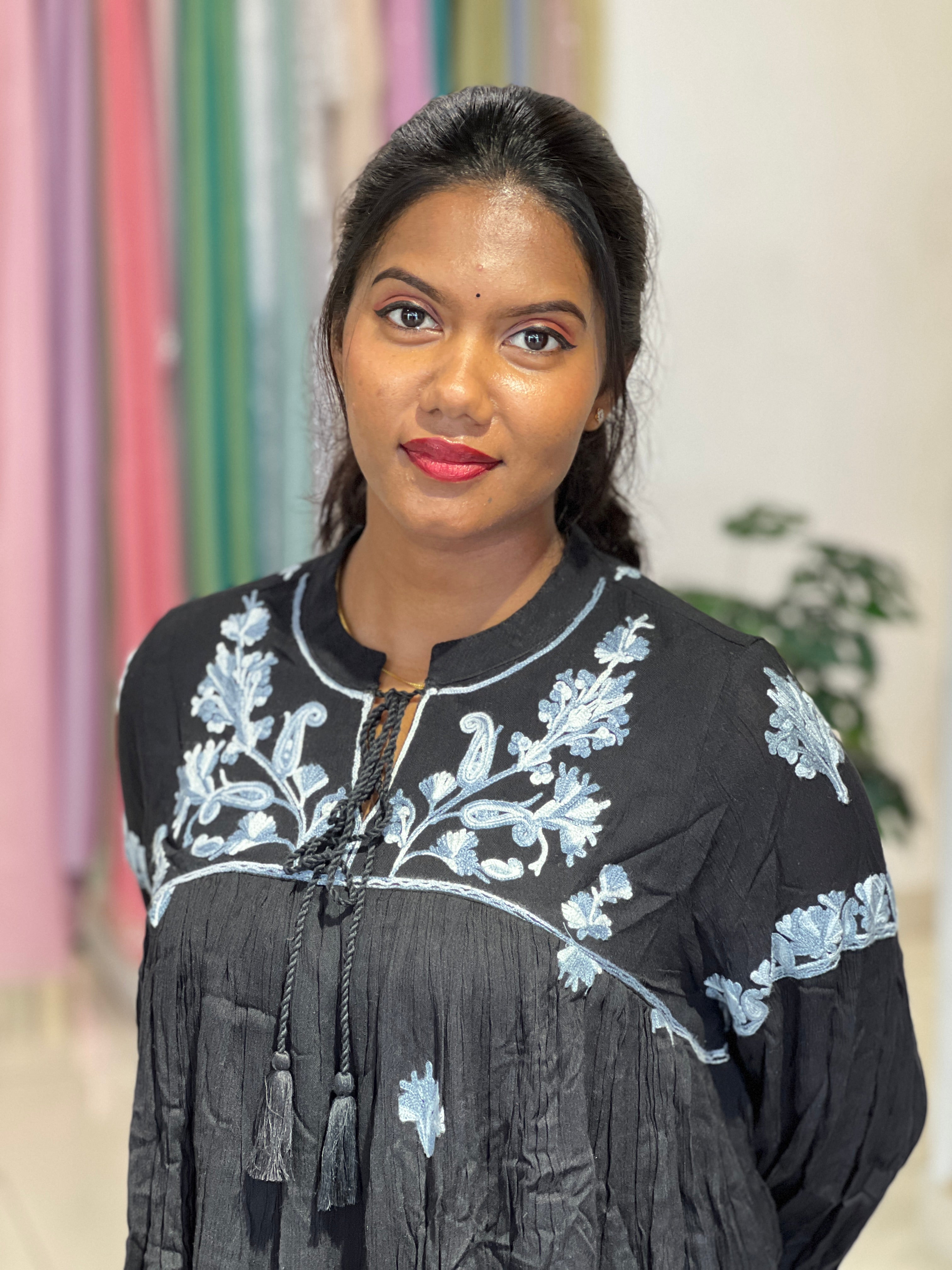 Embroidery Detailed Kora Cotton Kurta | AOR117