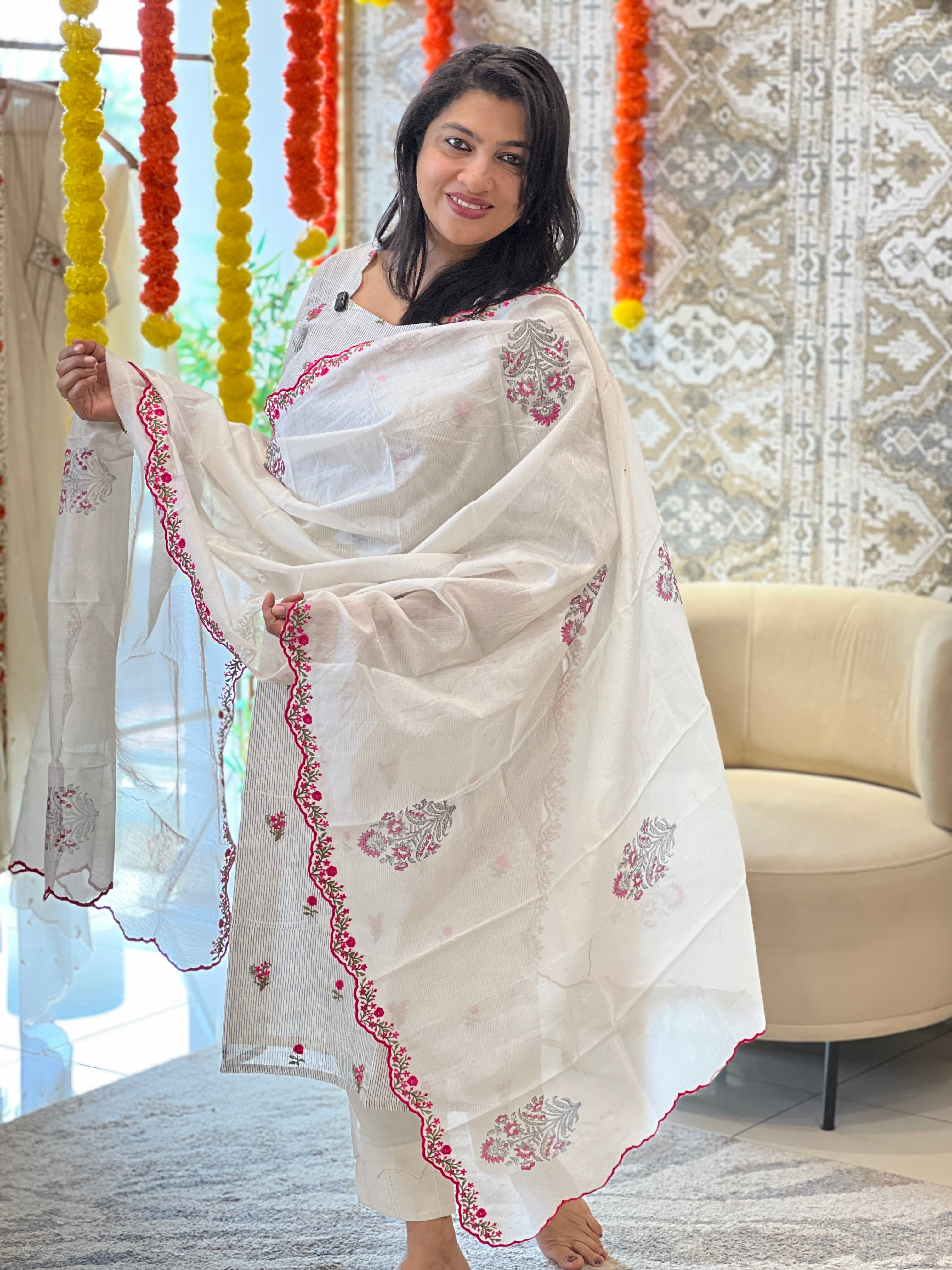 Floral Mechine Embroidery Chanderi Salwar Set | HE308