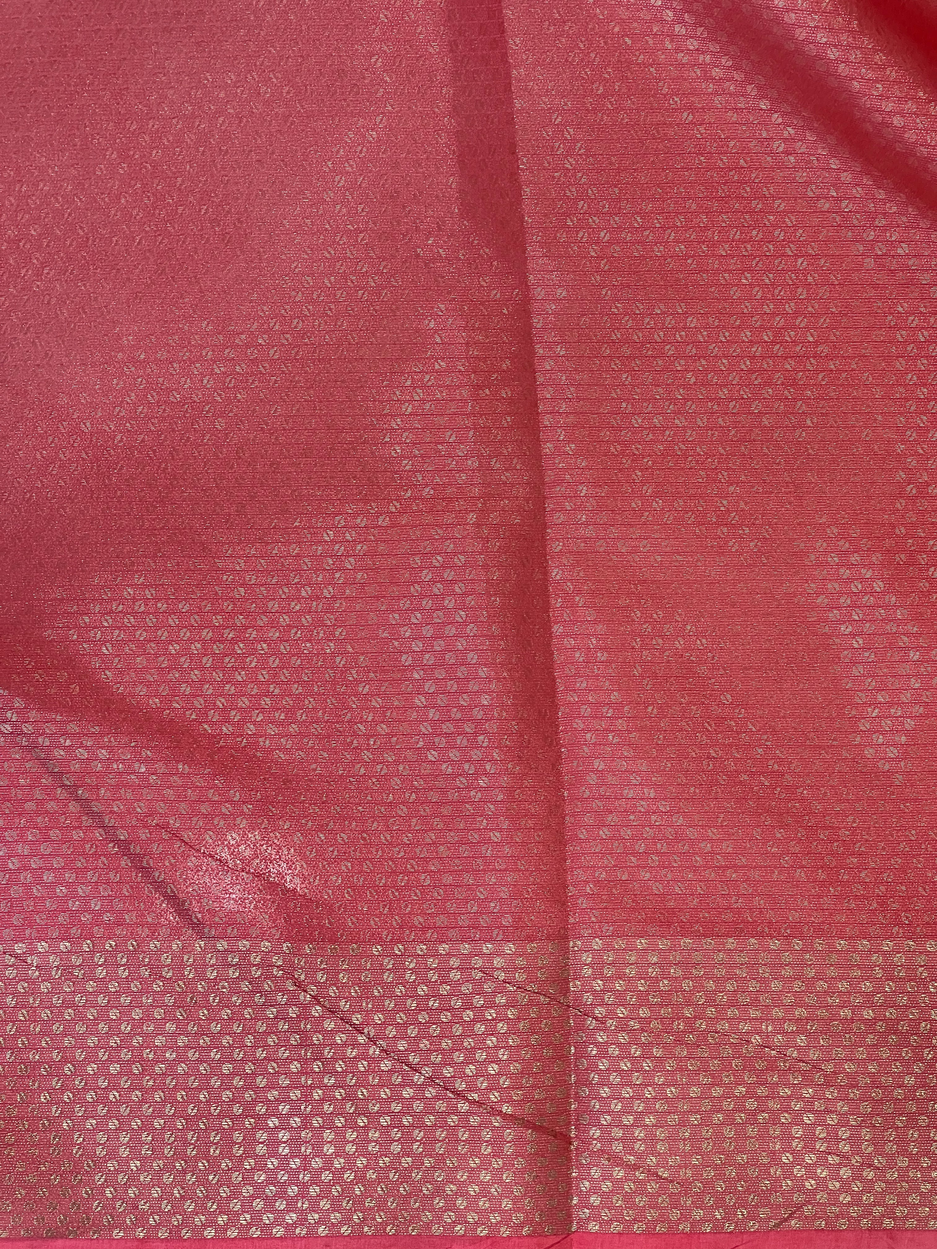 Zari Weaved Leaf Patterned Semi Banarasi Saree | NN352