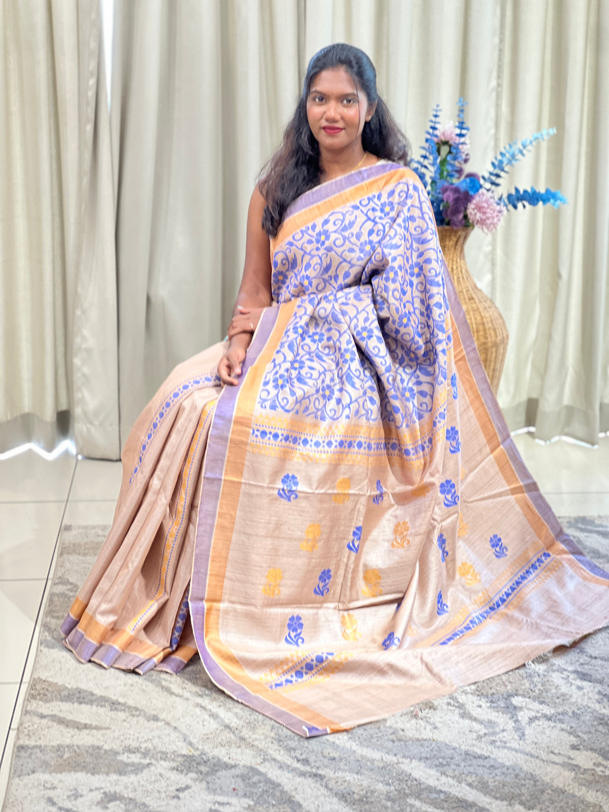 Floral Printed Pattern Tussar Saree | AHD1950