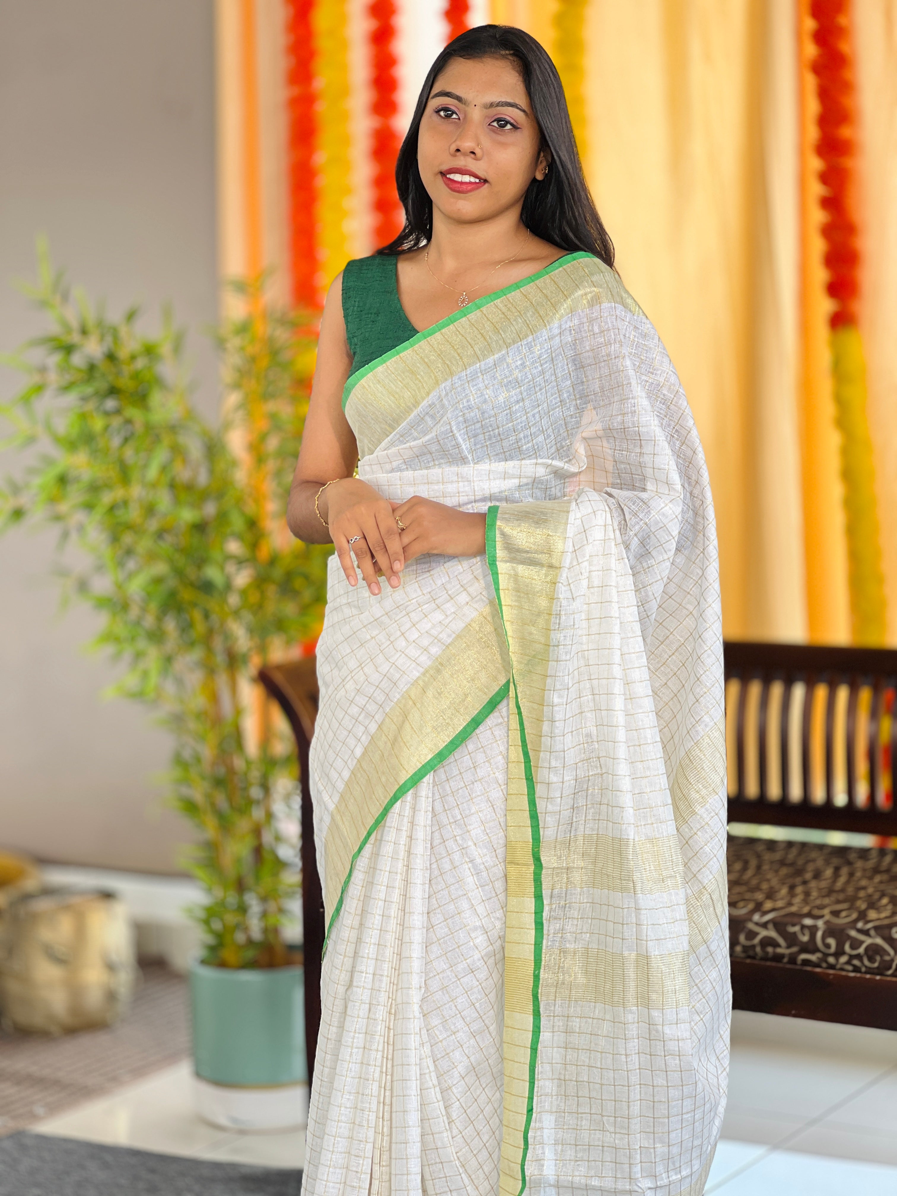 Zari Check Patterned Linen Saree | SK445