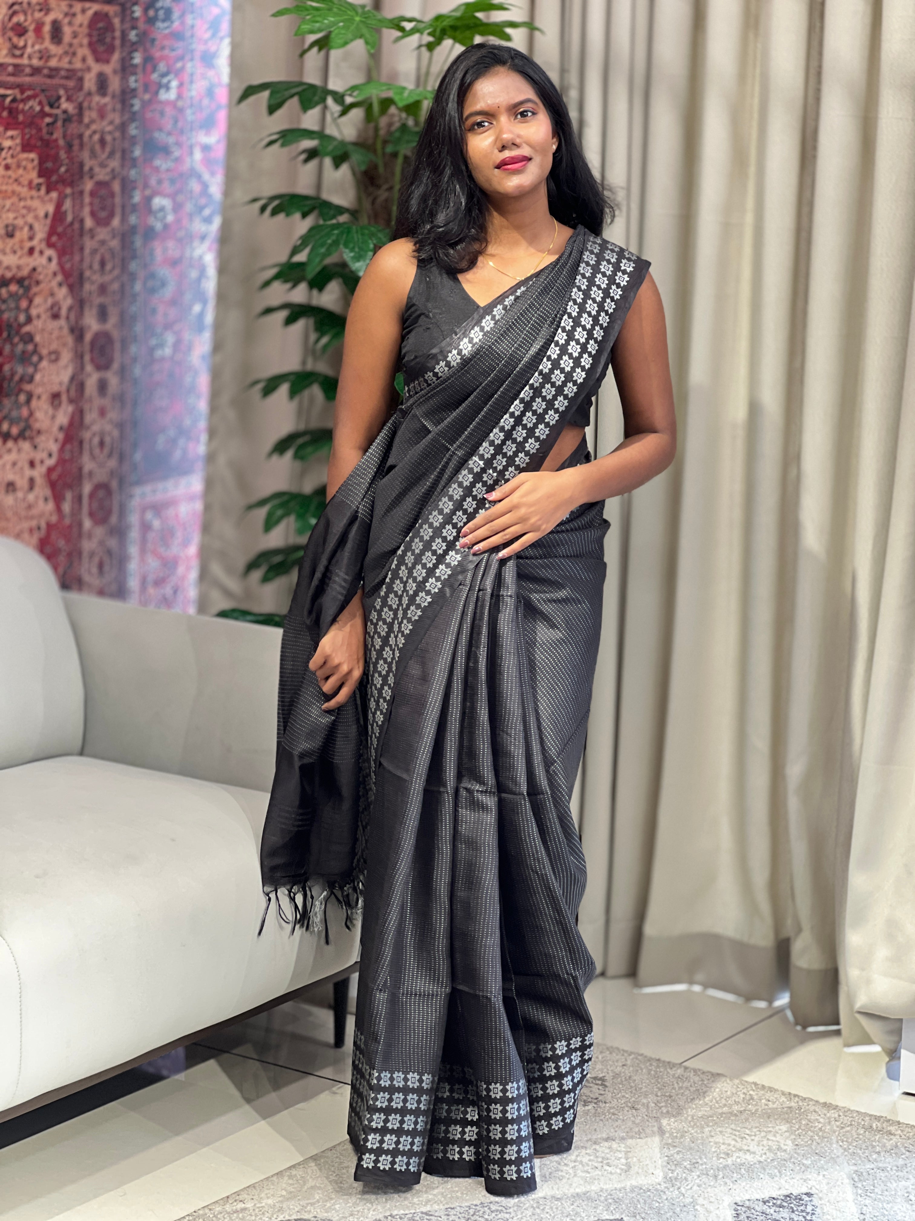 Thread Woven Floral Patterned Semi Tussar Saree | ACT1765