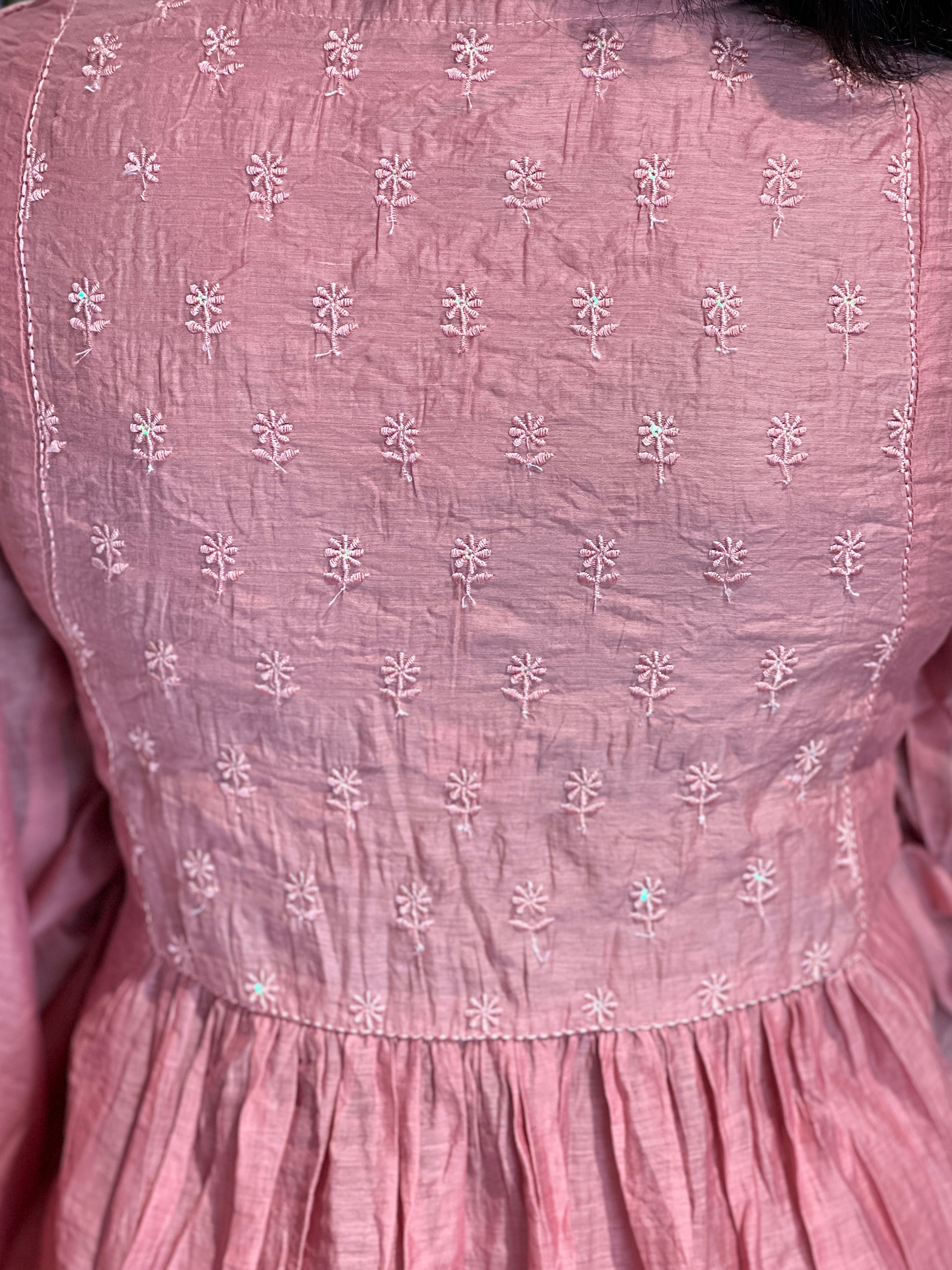 Floral Embroidery Detail Chanderi Kurta Set | ARF107