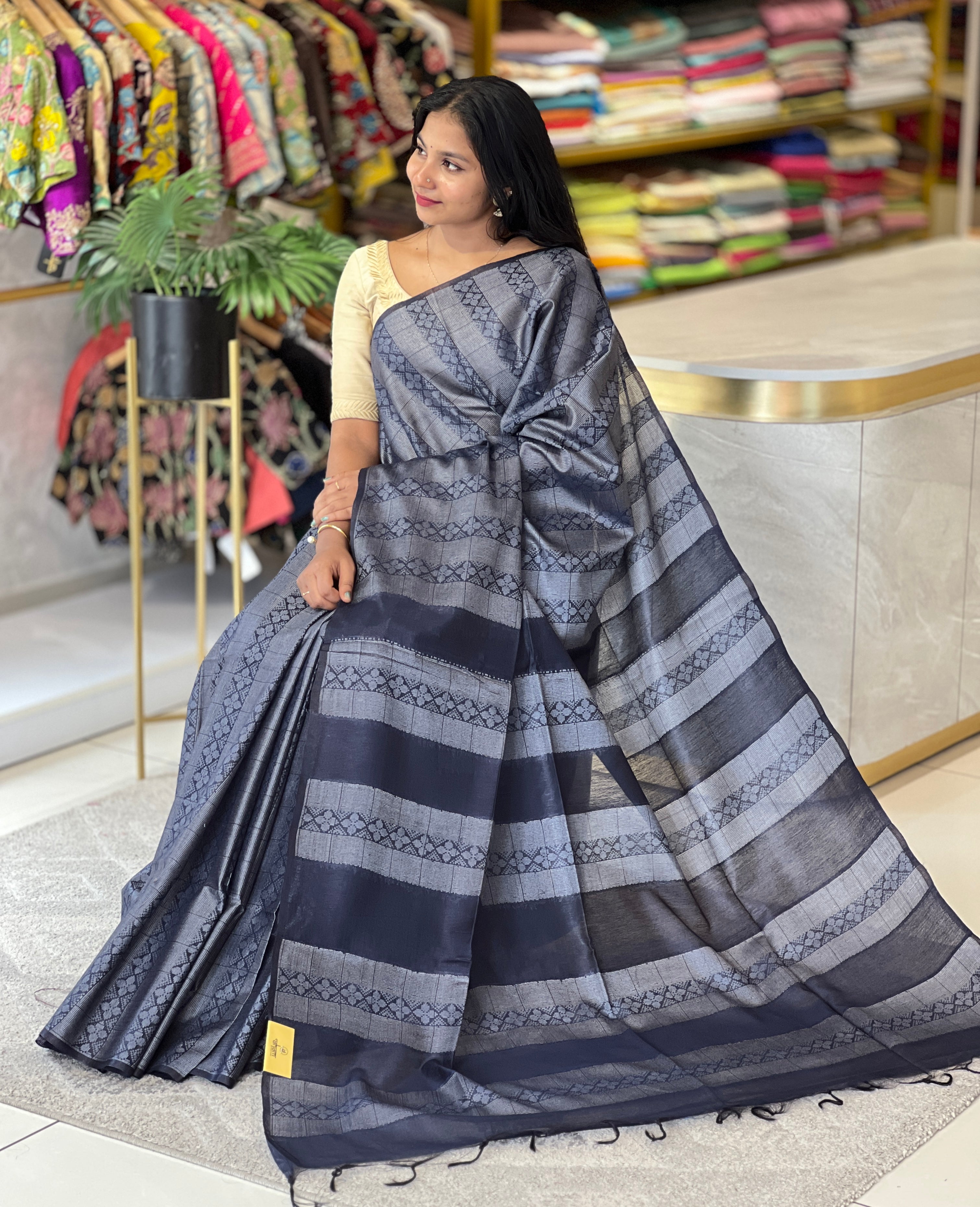 Thread Weaving Semi Tussar Saree | PNS230