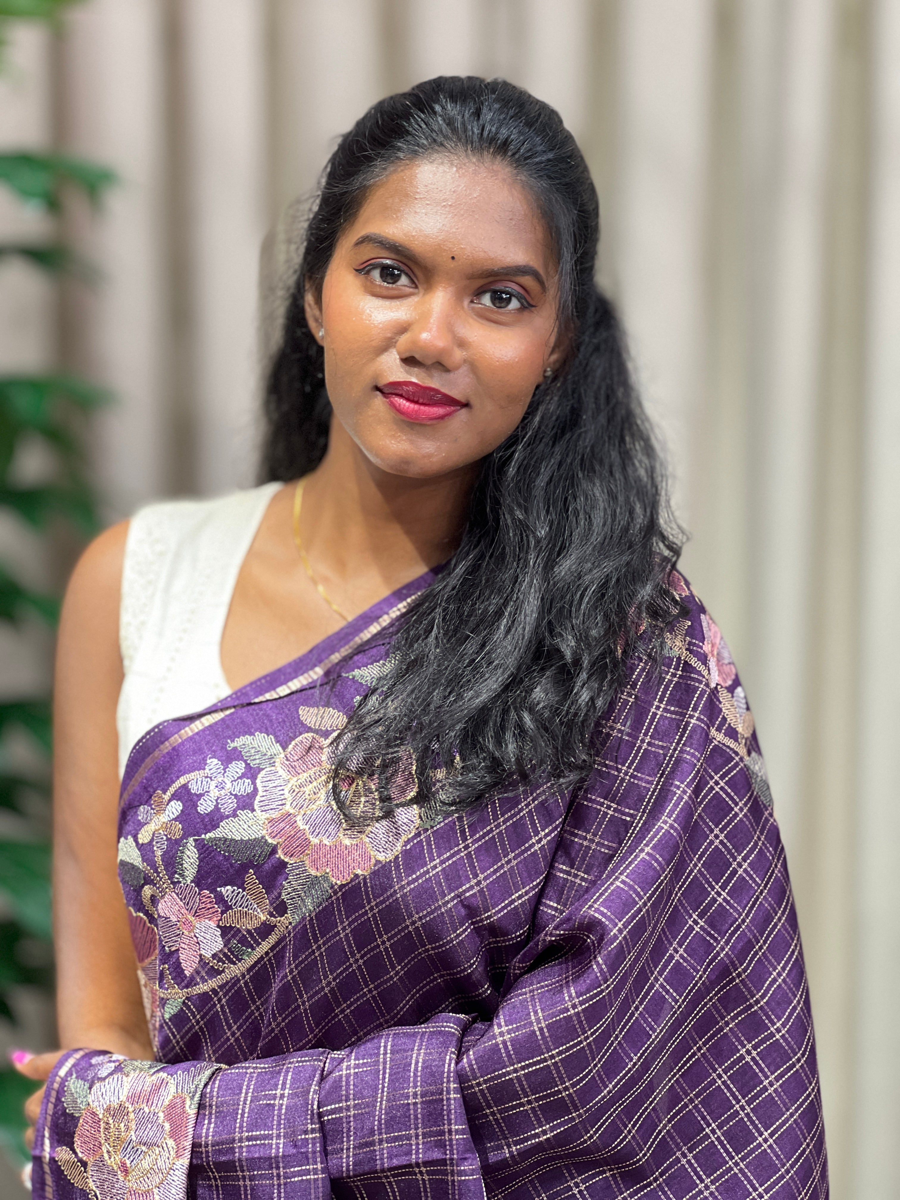 Check Weaving Floral Patterned Semi Tussar Saree | SUN745