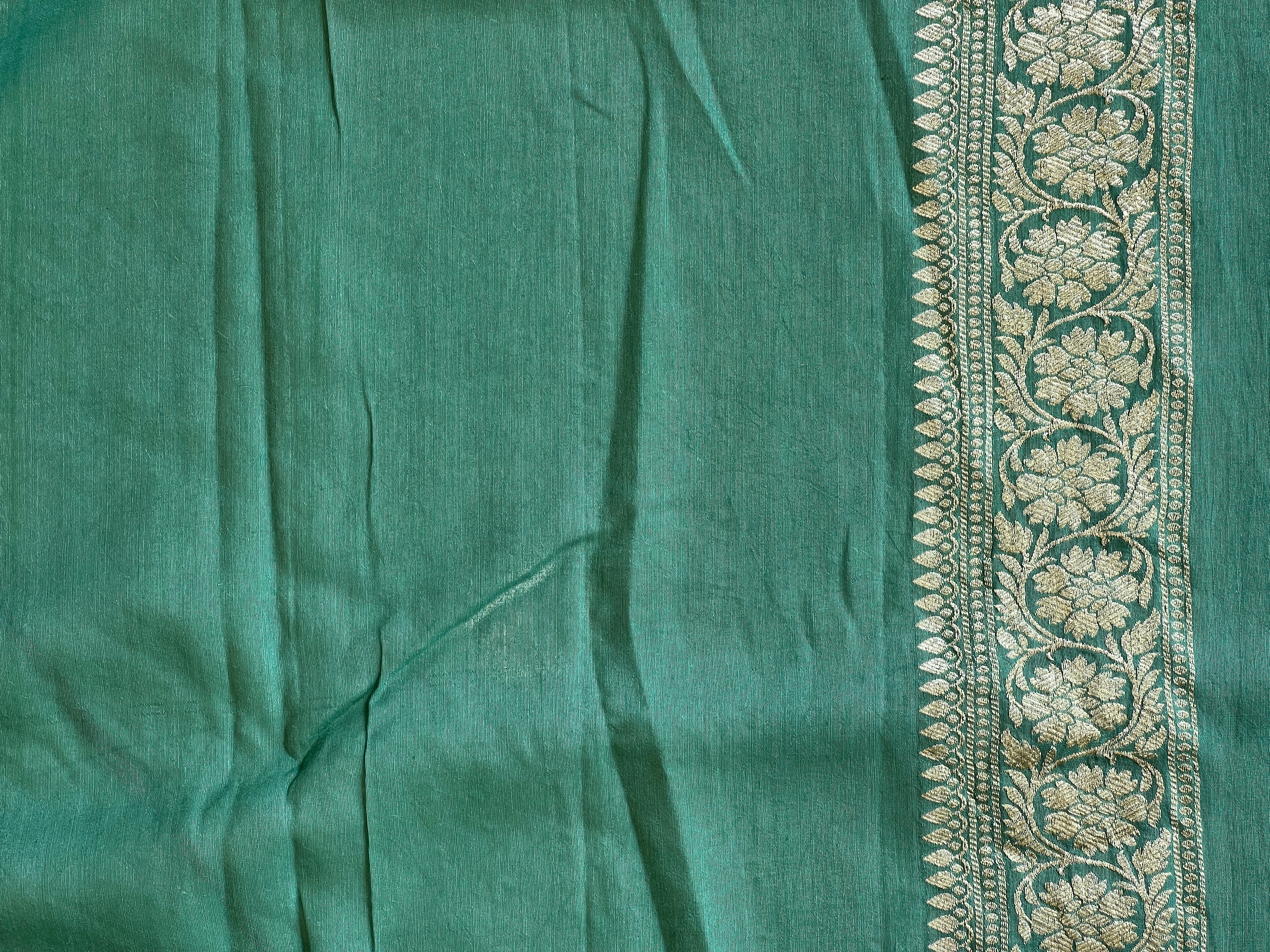 Scattered Polka Butta Detailed Banarasi Silk Saree | FC181