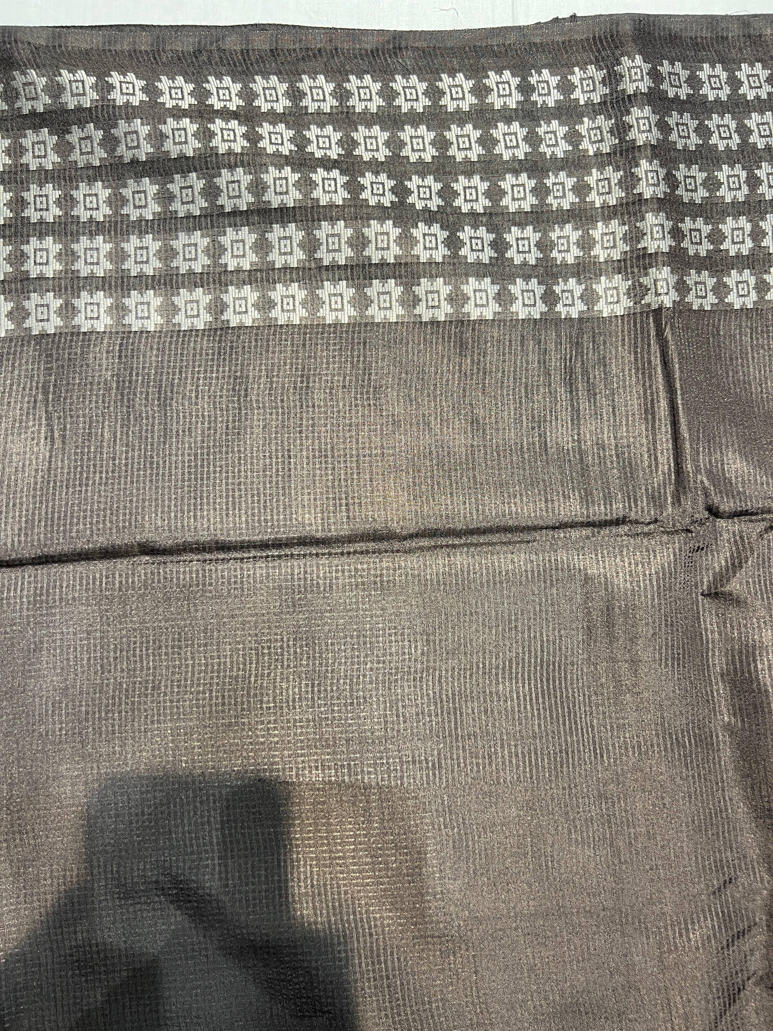 Thread Woven Floral Patterned Semi Tussar Saree | ACT1765