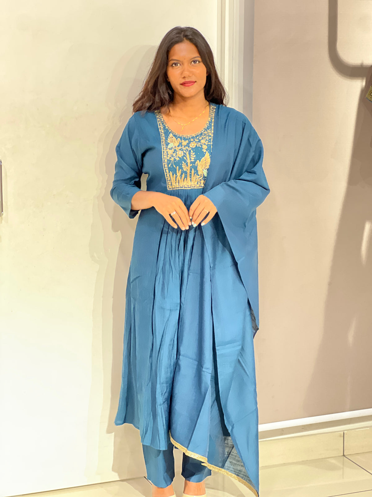 Hand Work Muslin Finish Kurta Set | SLM254