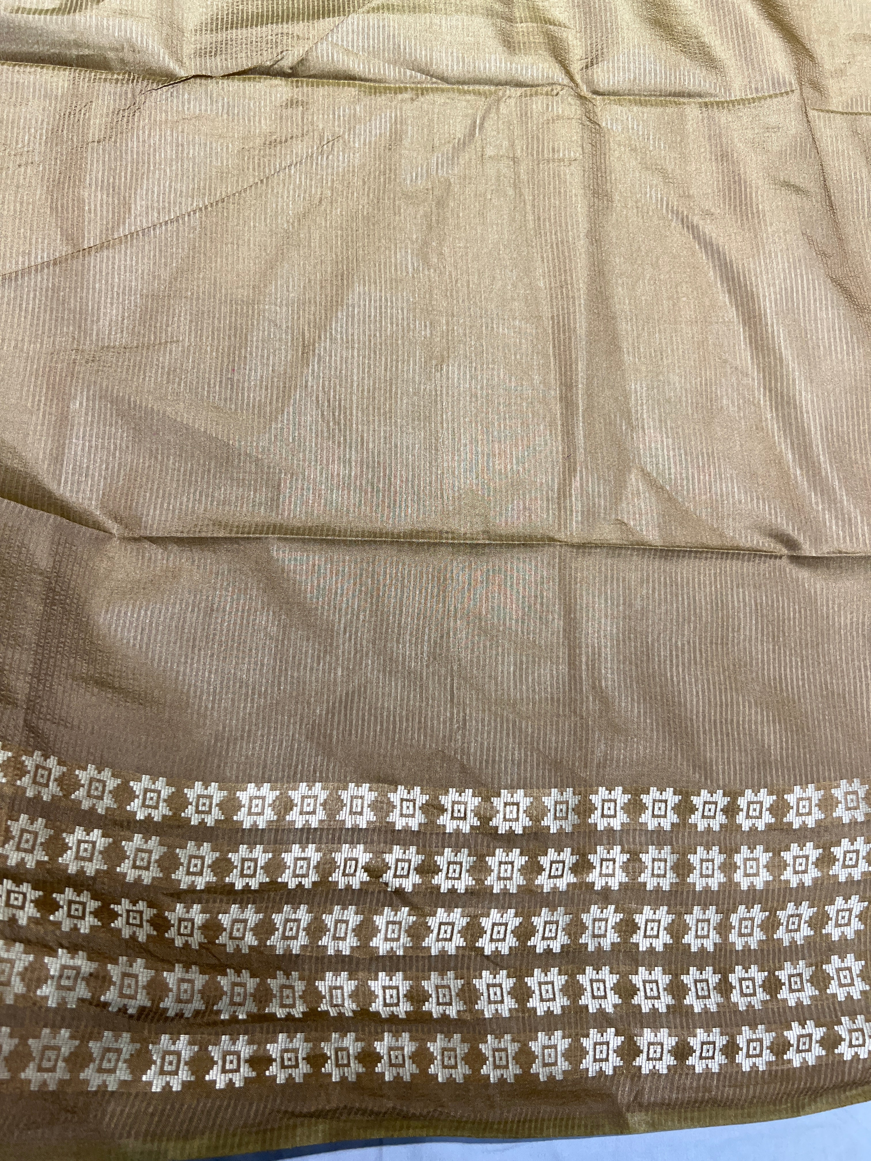 Thread Woven Floral Patterned Semi Tussar Saree | ACT1760