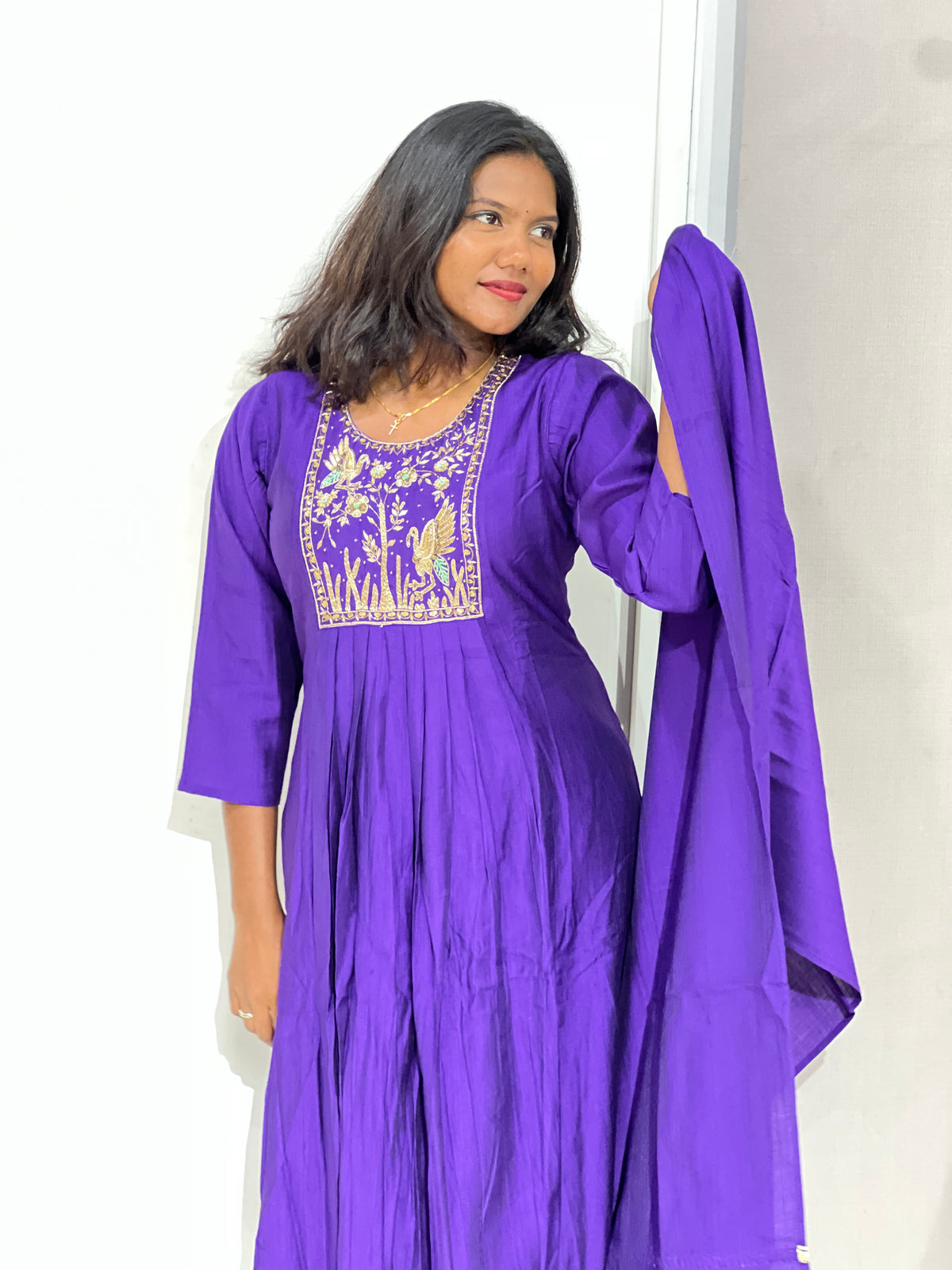 Hand Work Muslin Finish Kurta Set | SLM253