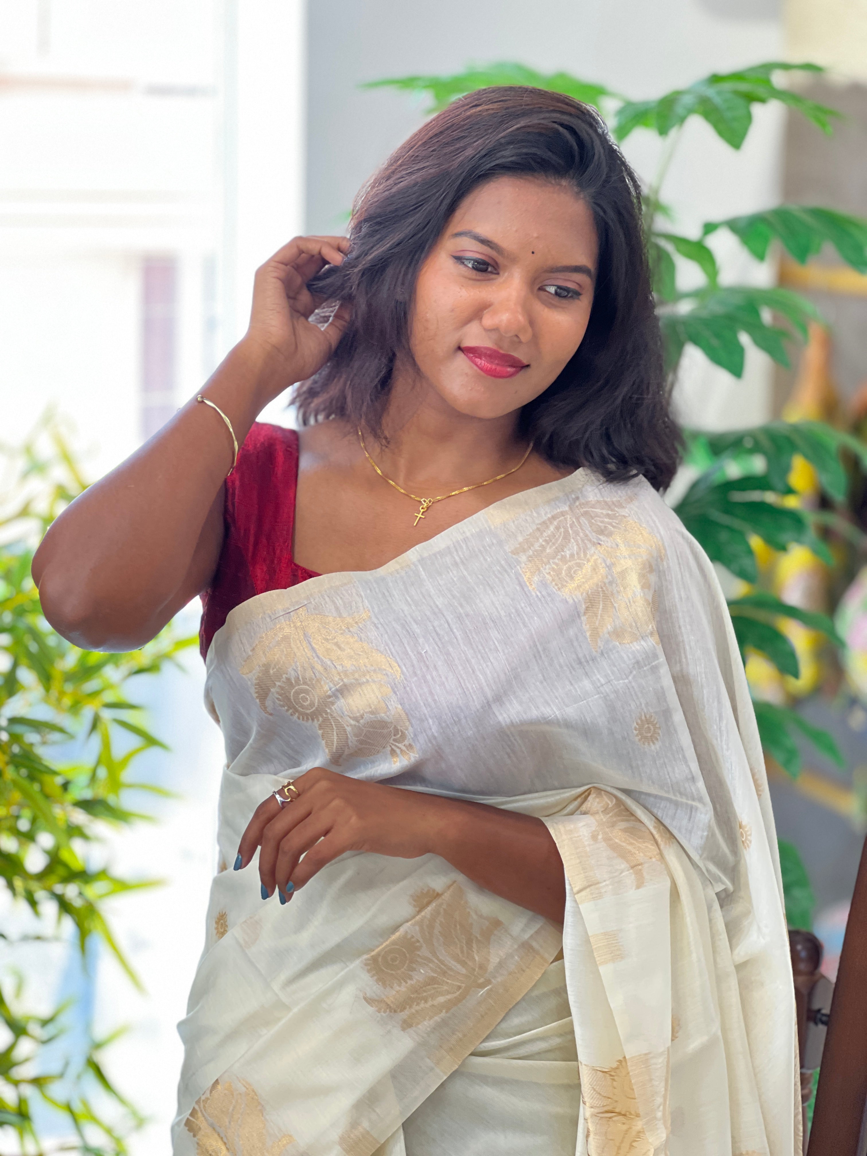 Floral Butta Weaved Kerala Cotton Saree | HT261