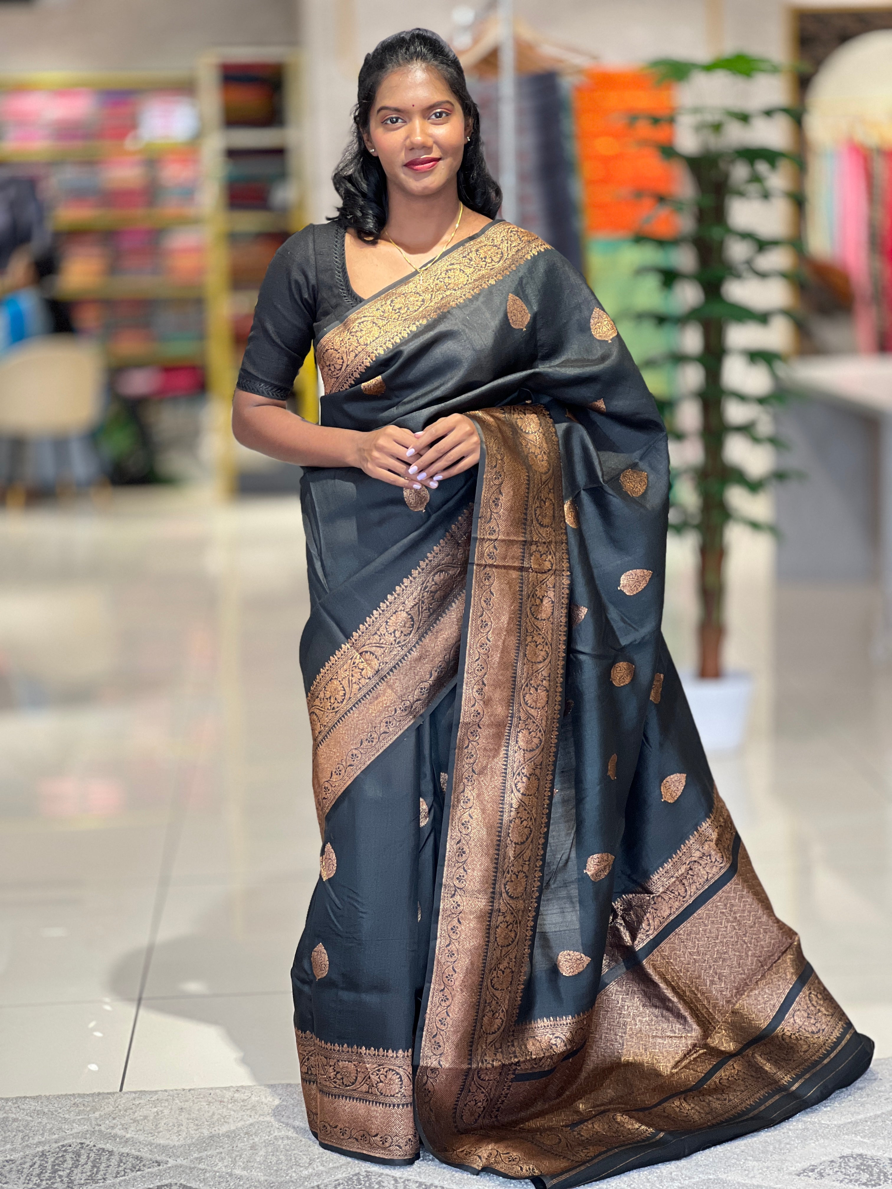 Traditional Banarasi Weaved Tussar Saree | JCL519