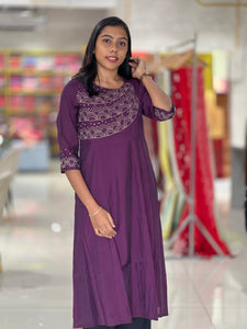 Embroidery Detailing  Crepe Silk Kurta | RGA290