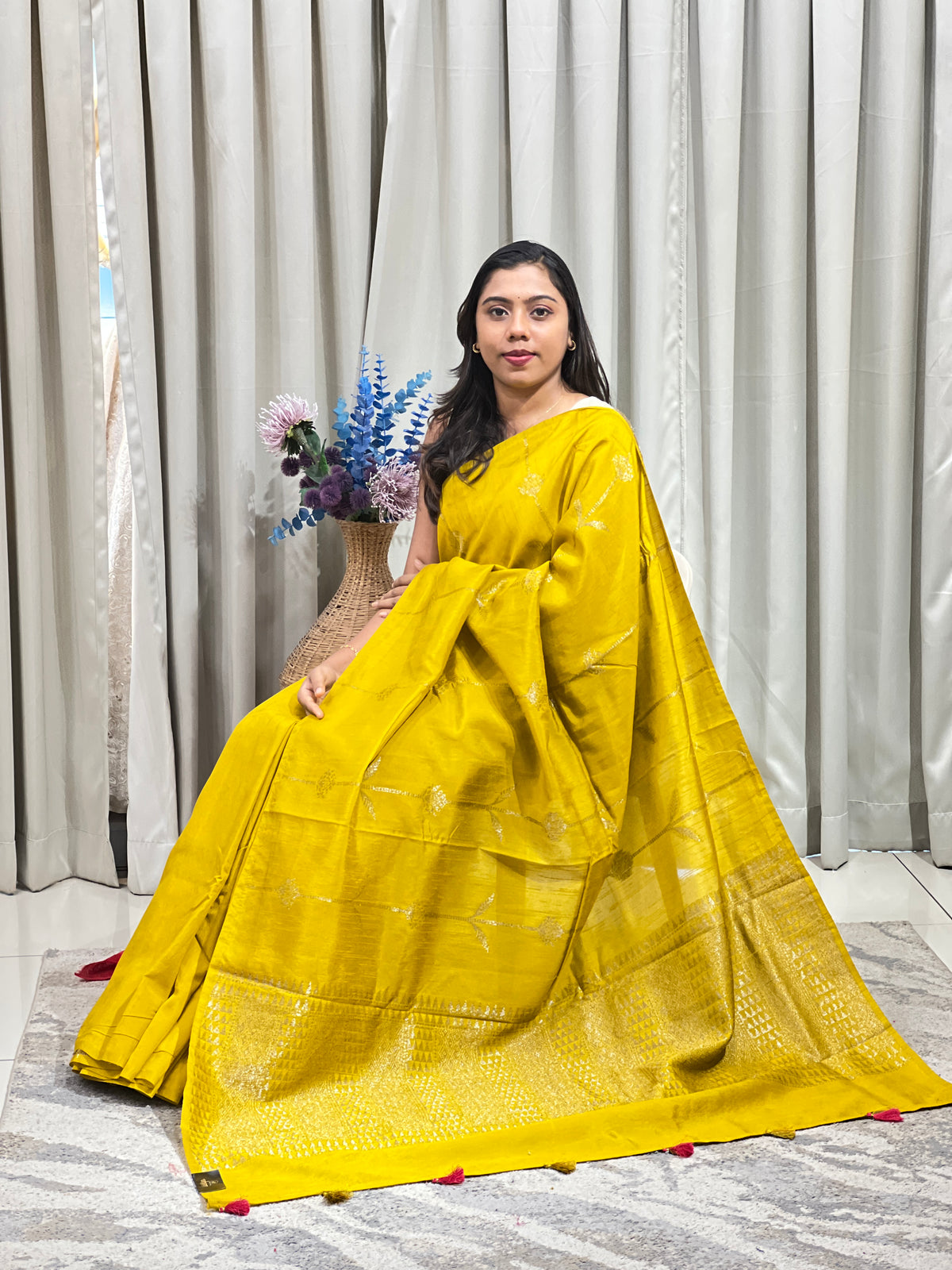 Floral Pattern Semi Raw Silk Saree  | YNG1725