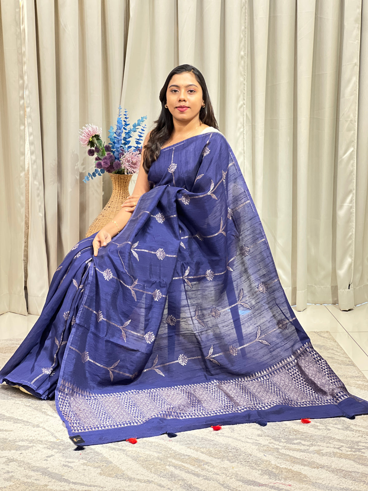 Floral Pattern Semi Raw Silk Saree  | YNG1724