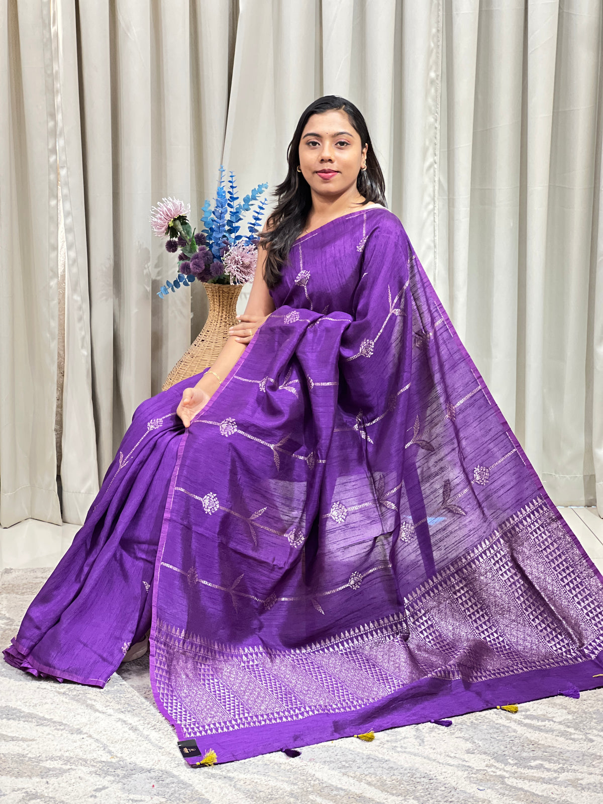 Floral Pattern Semi Raw Silk Saree | YNG1728