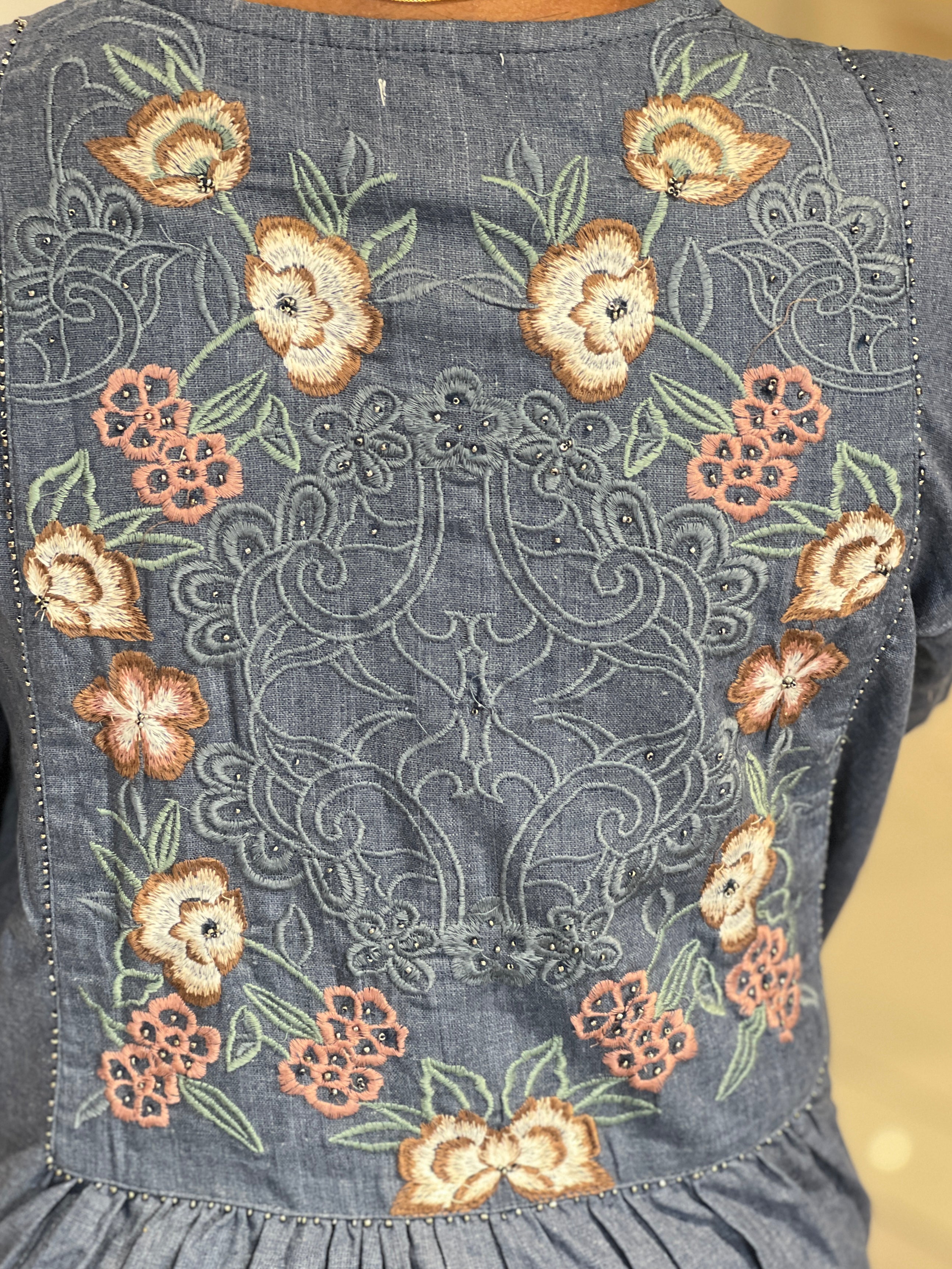 Embroidery Detailed Kora Cotton Kurta | AOR119