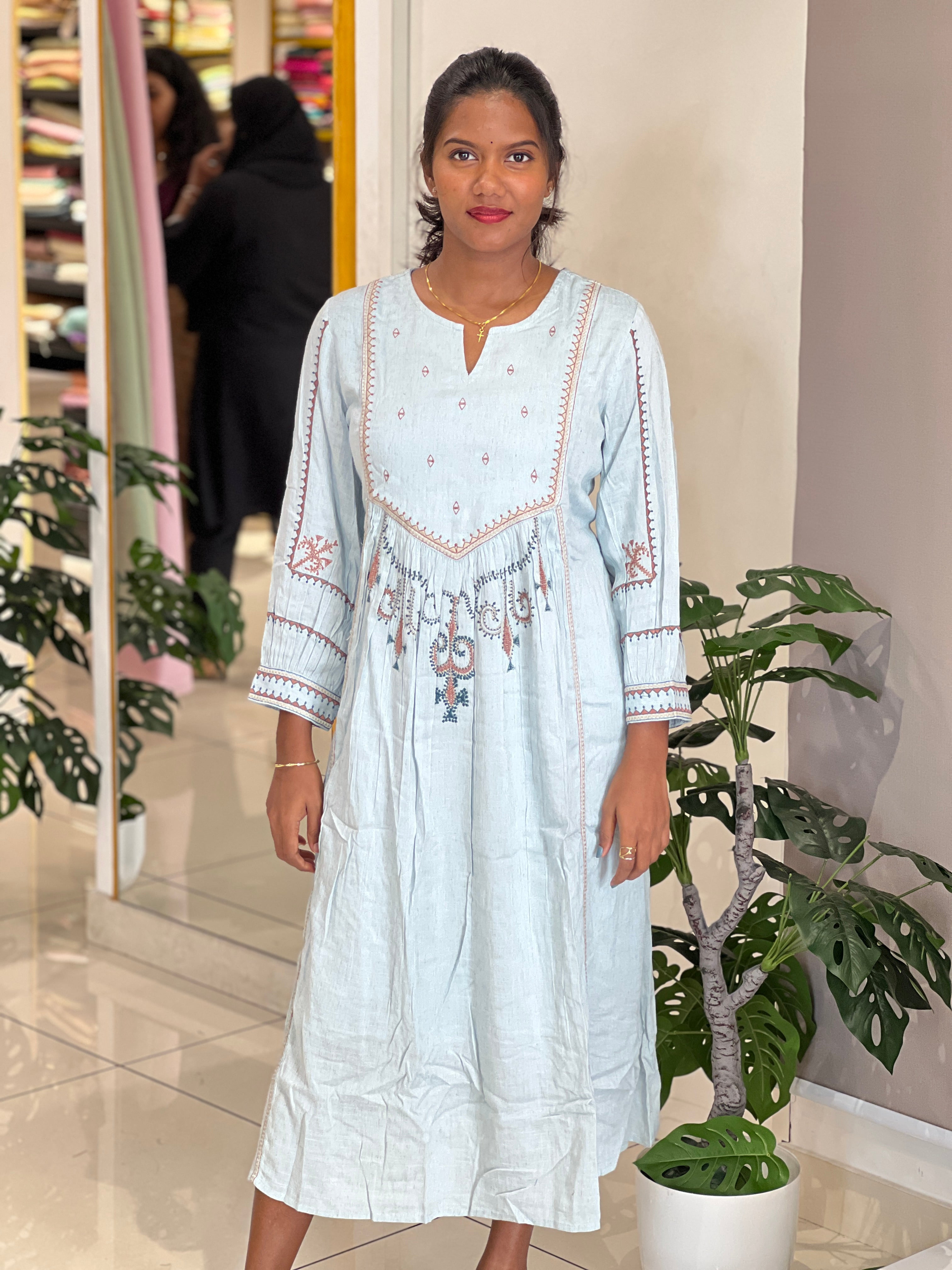 Embroidery Detailed Kora Cotton Kurta | AOR123