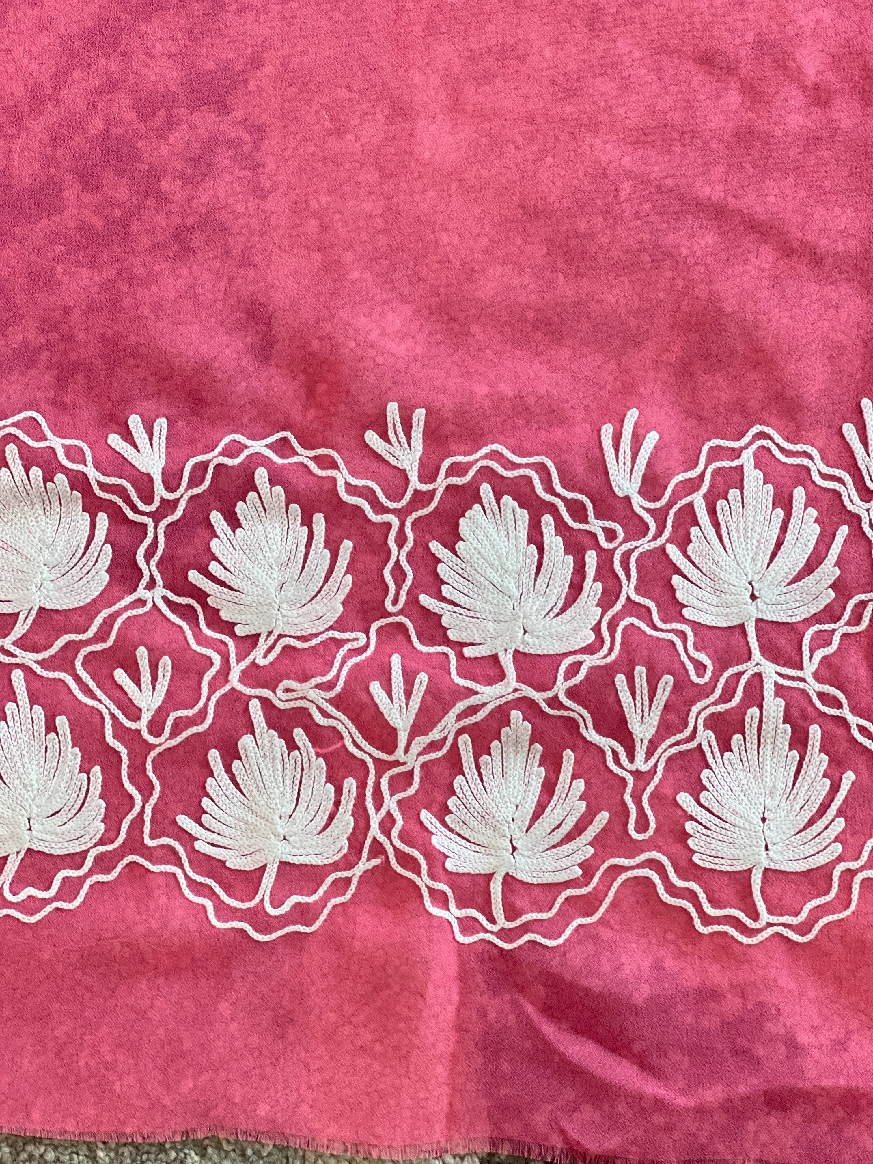 Kashida Inspired Machine Embroidery Georgette Saree | HK252
