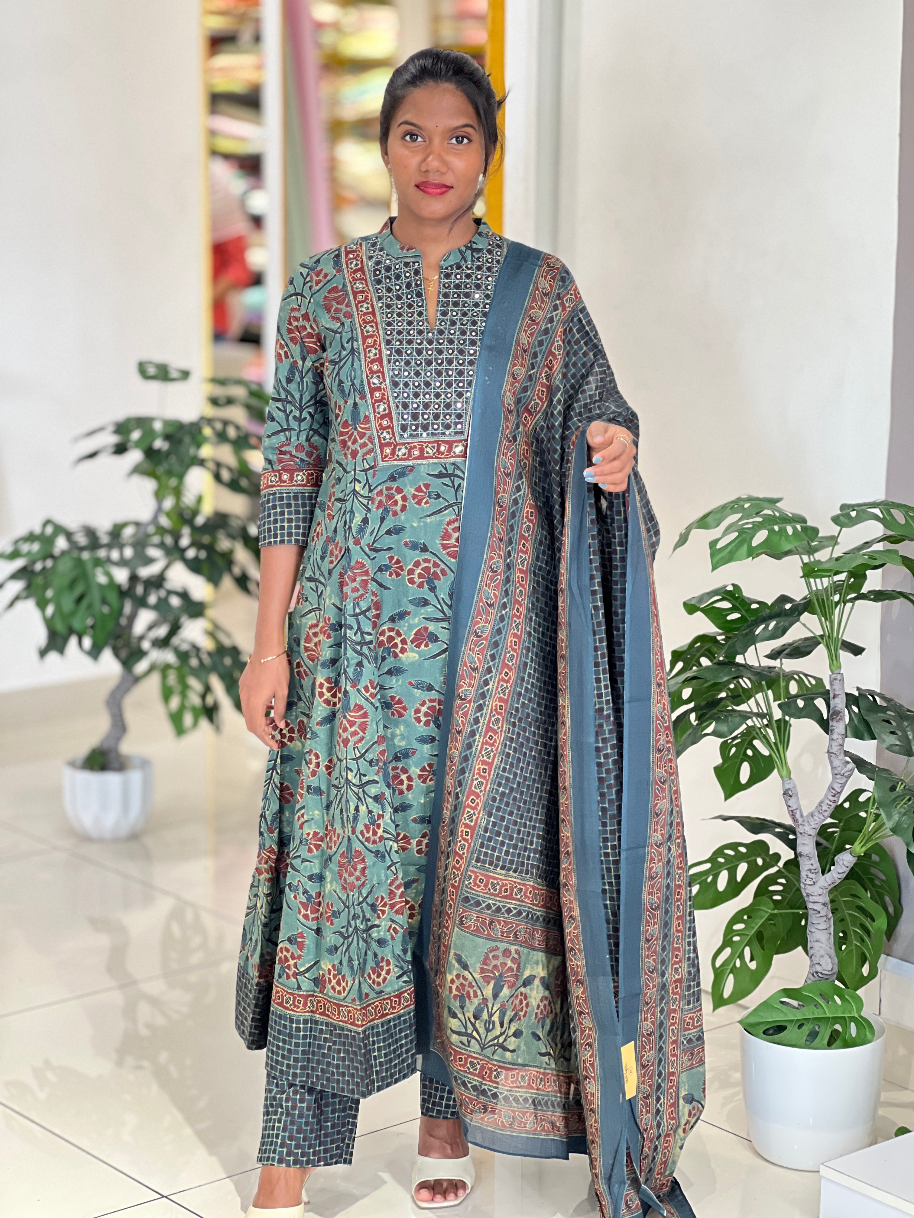 Printed Cotton Kurta Set | SRF186
