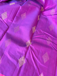 Geometrical Pattern Soft Silk Saree | SMS227