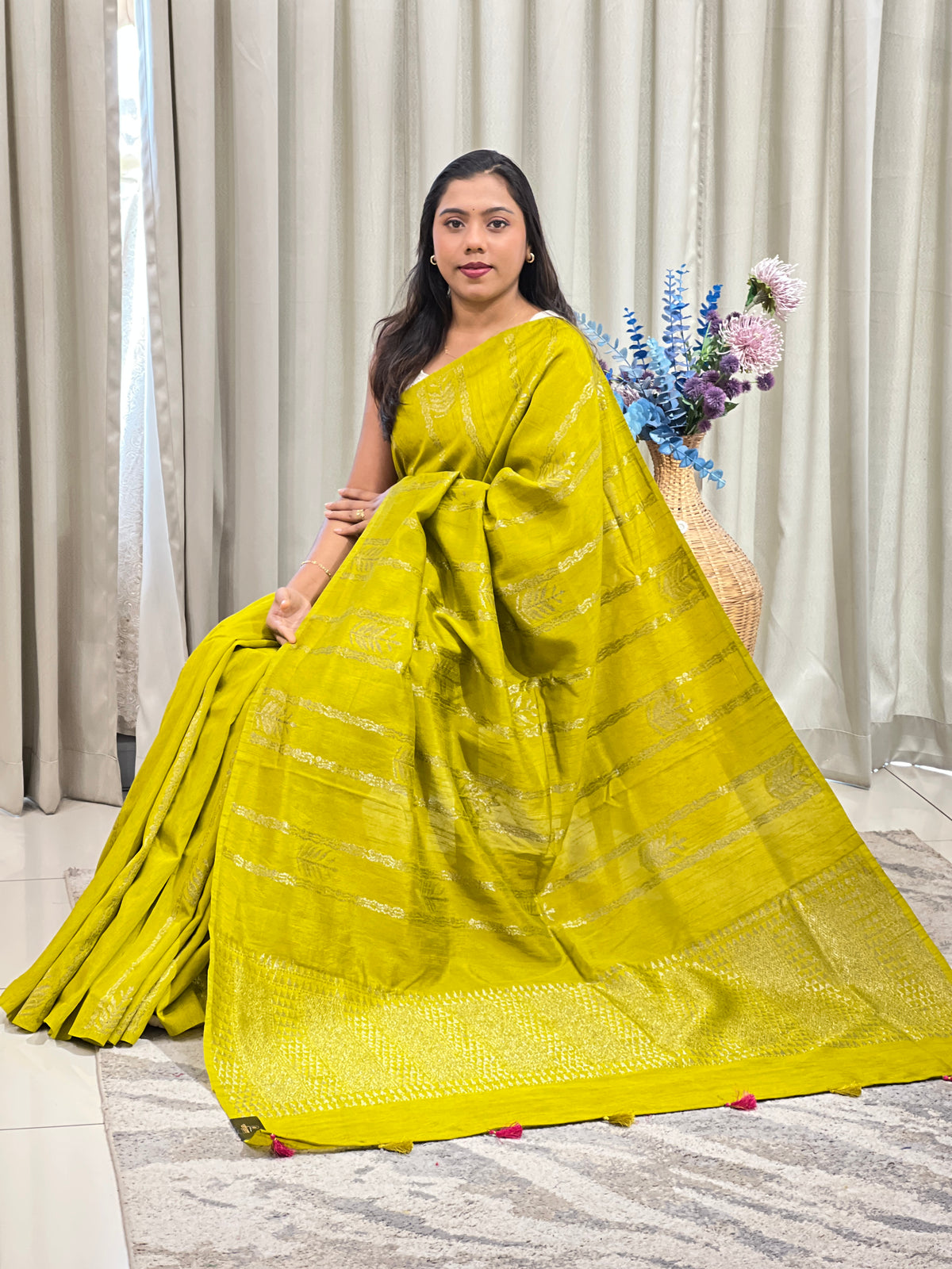 Banarasi Weaved Pattern Tussar Finish Saree | YNG1715