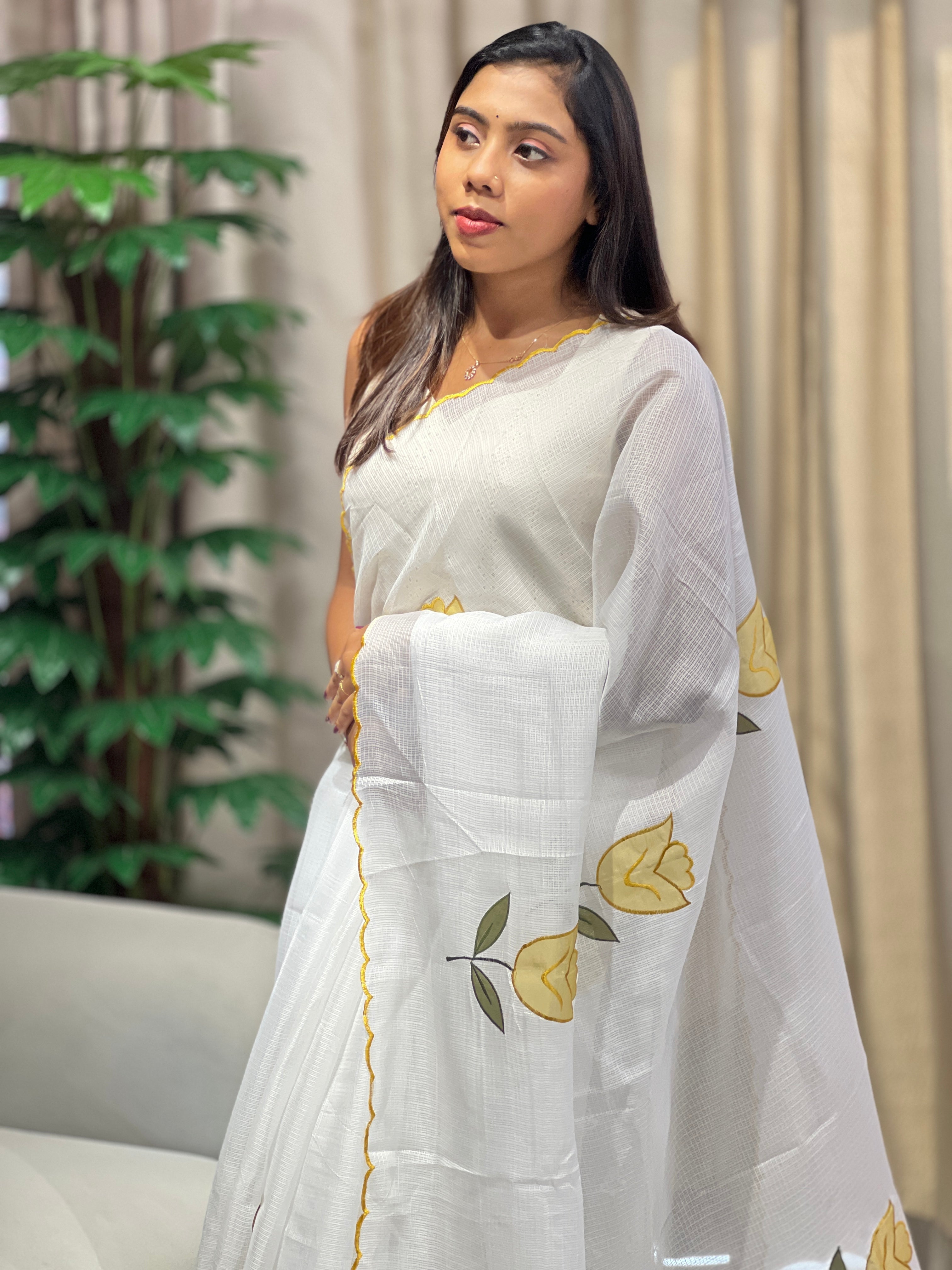 Floral Applique Detailed Silky Kota Saree | HT360